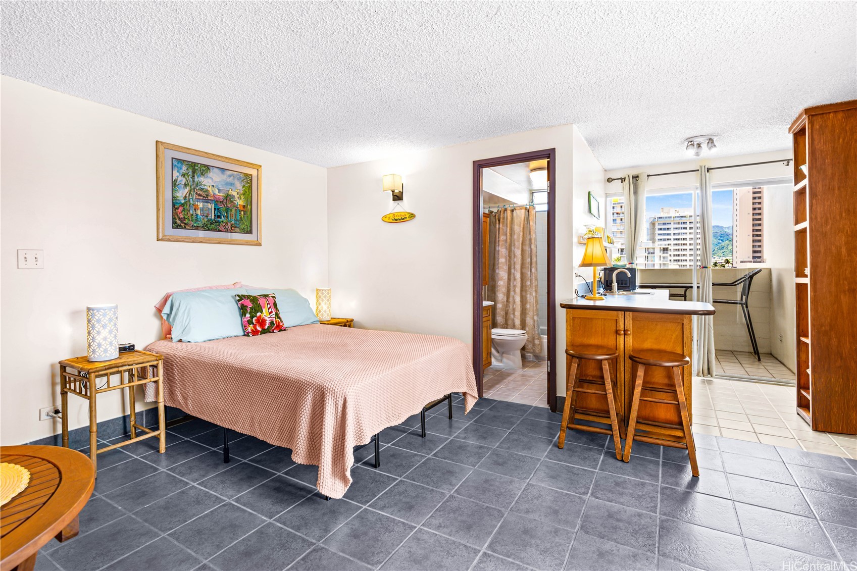 2463 Kuhio Avenue 601 Property Photo 1
