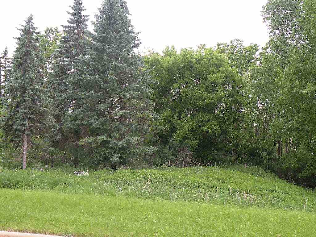 1068 Combe Street Property Photo 1