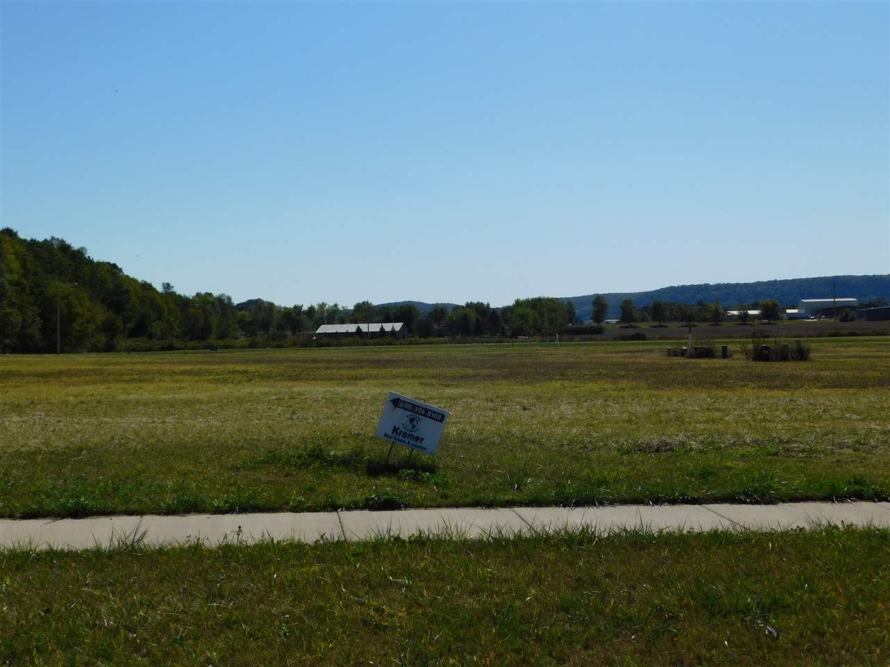 2306 Stephanie Circle Property Photo 1