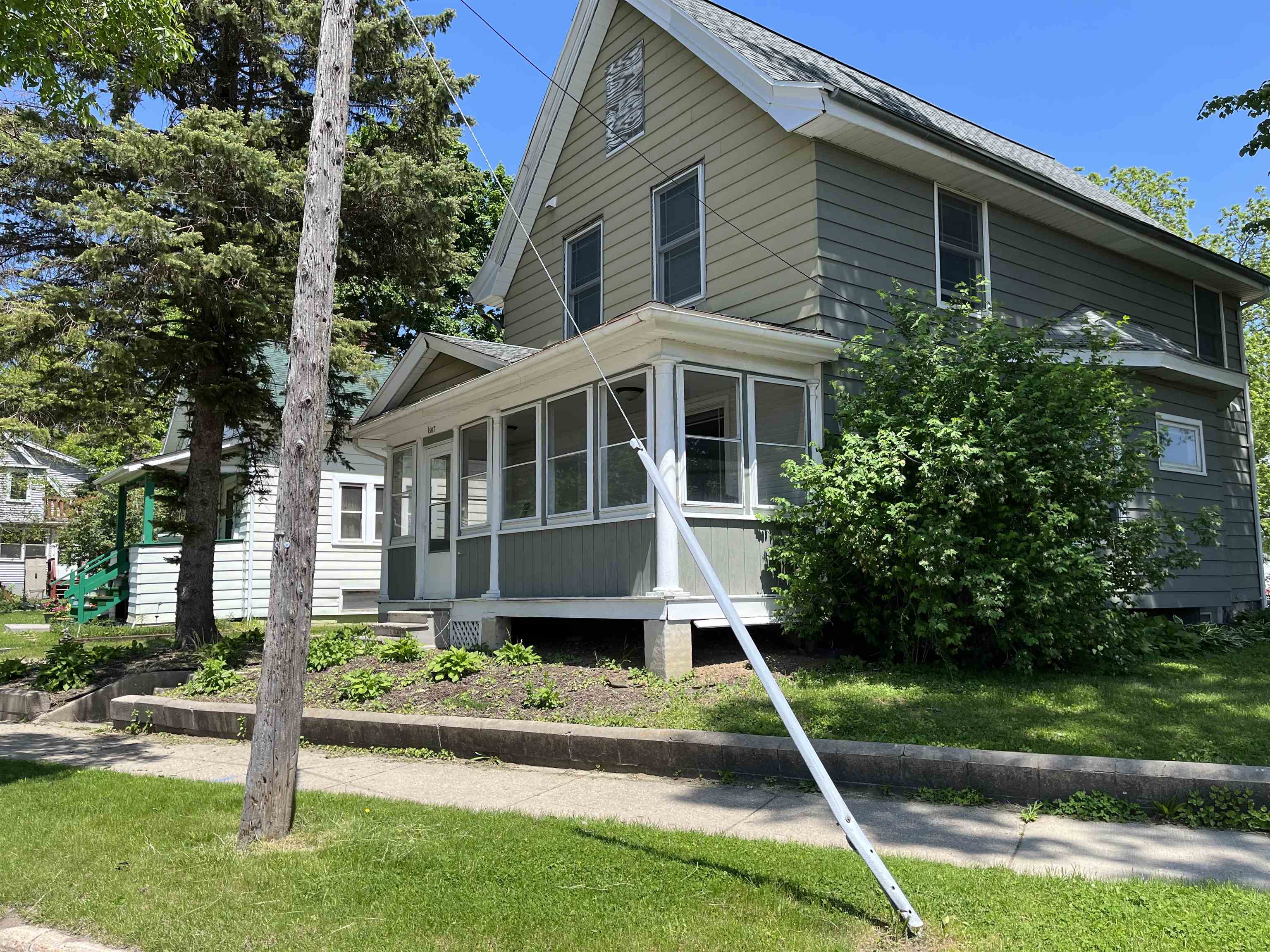 1507 Beld Property Photo 1