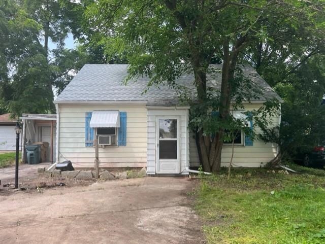 3840 E Washington Avenue Property Photo 1