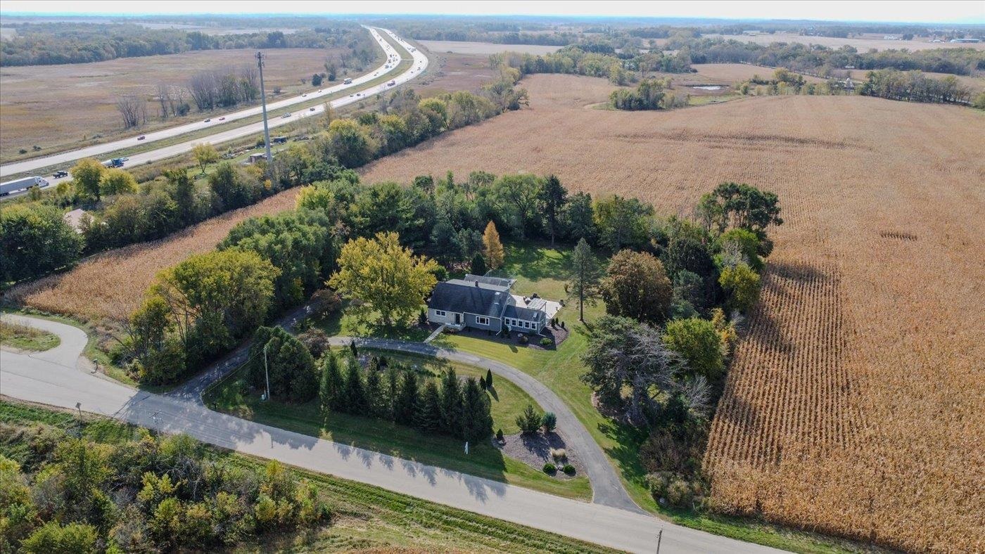 1009 Maple Grove Road Property Photo 1