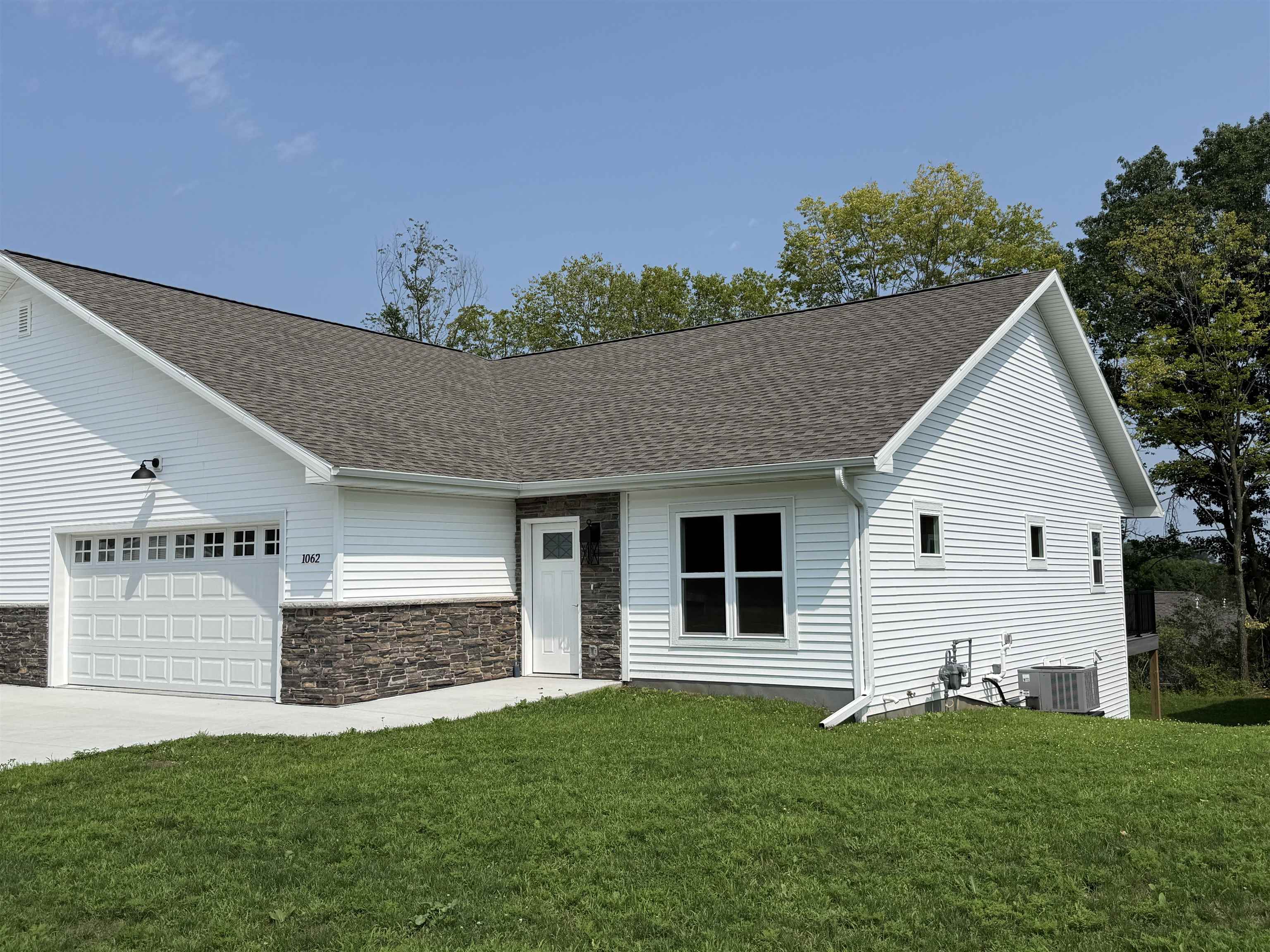 1062 Armida Court Property Photo 1