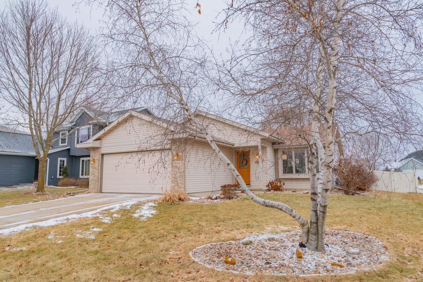 7002 Wildberry Drive Property Photo 1