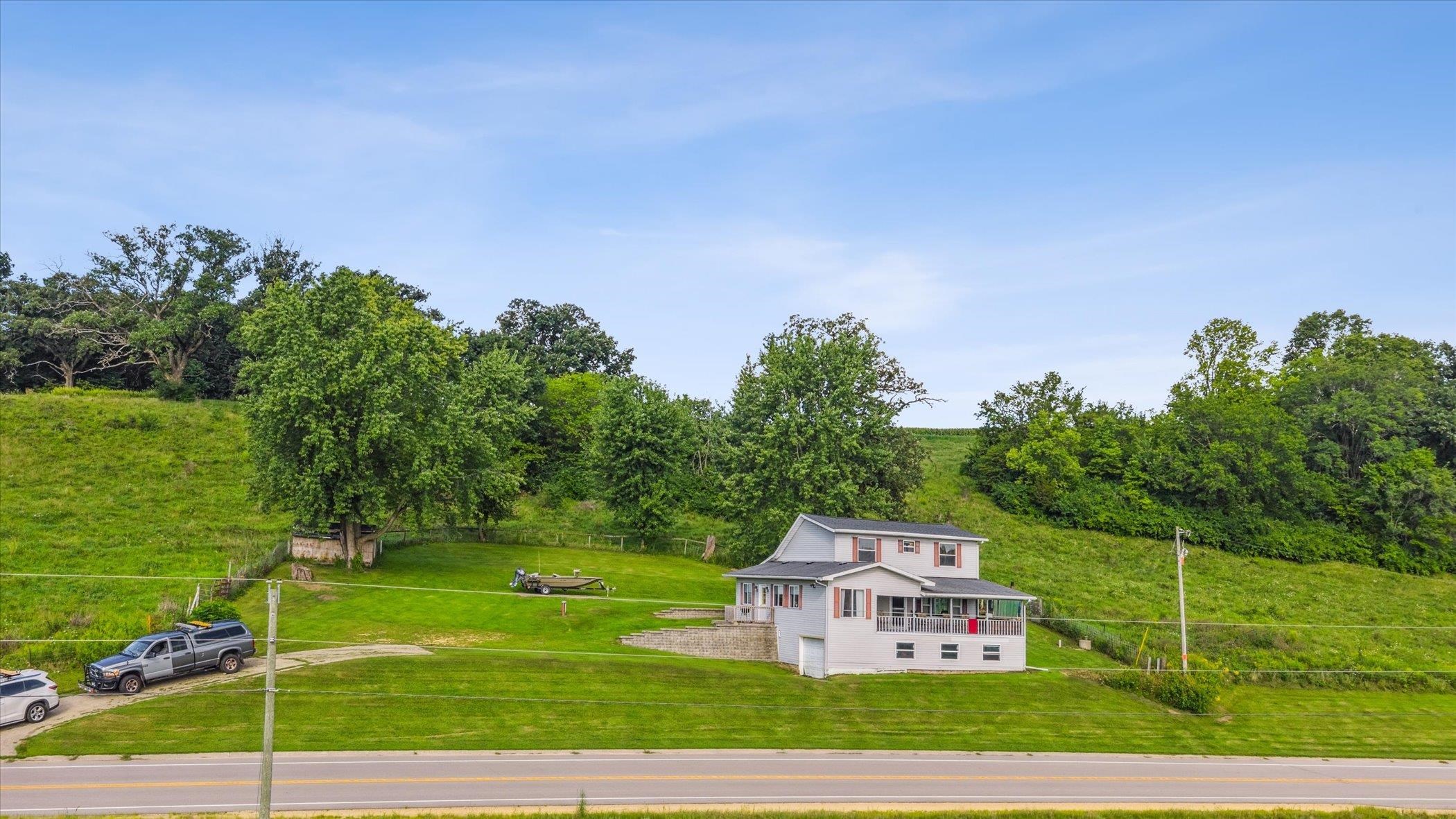 7023 Highway 81 Property Photo 1