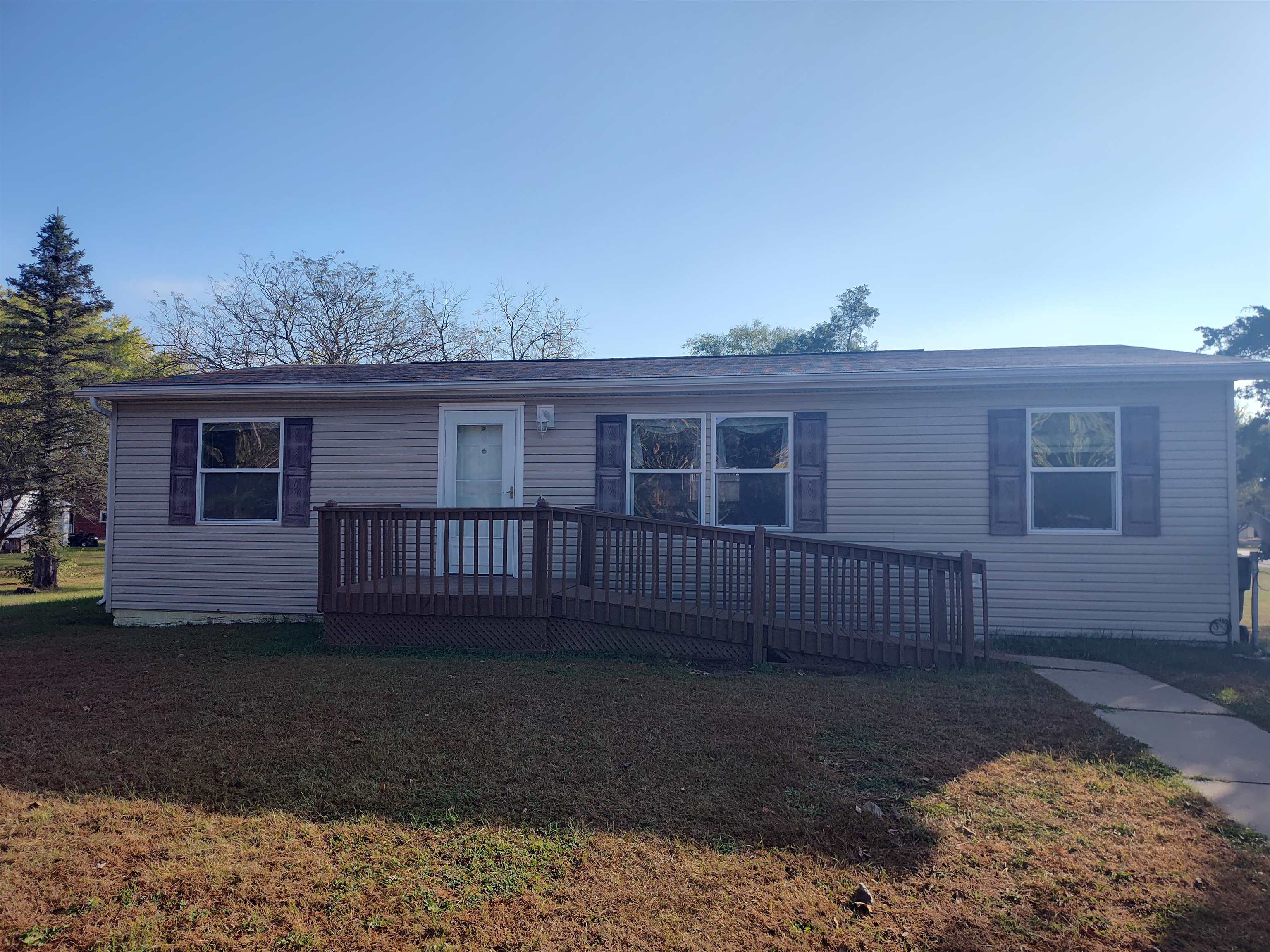 109 S 4th Street Property Photo 1