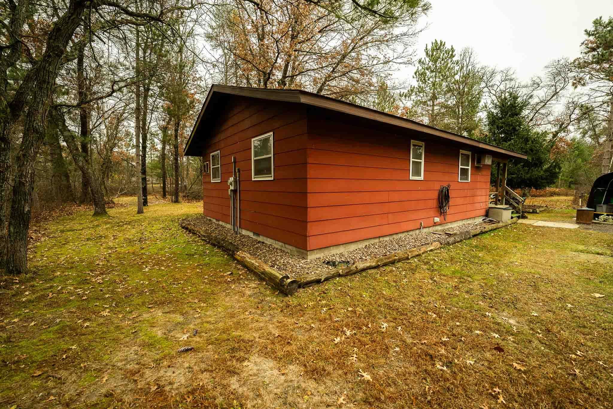 N6814 Eddy Road Property Photo 1