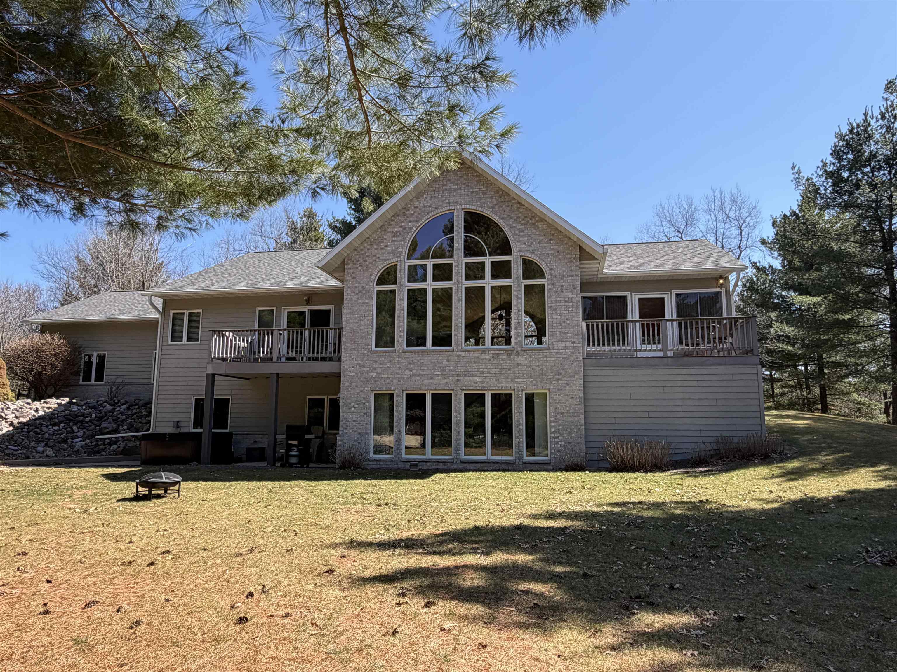 N6921 S Sandstone Drive Property Photo 1