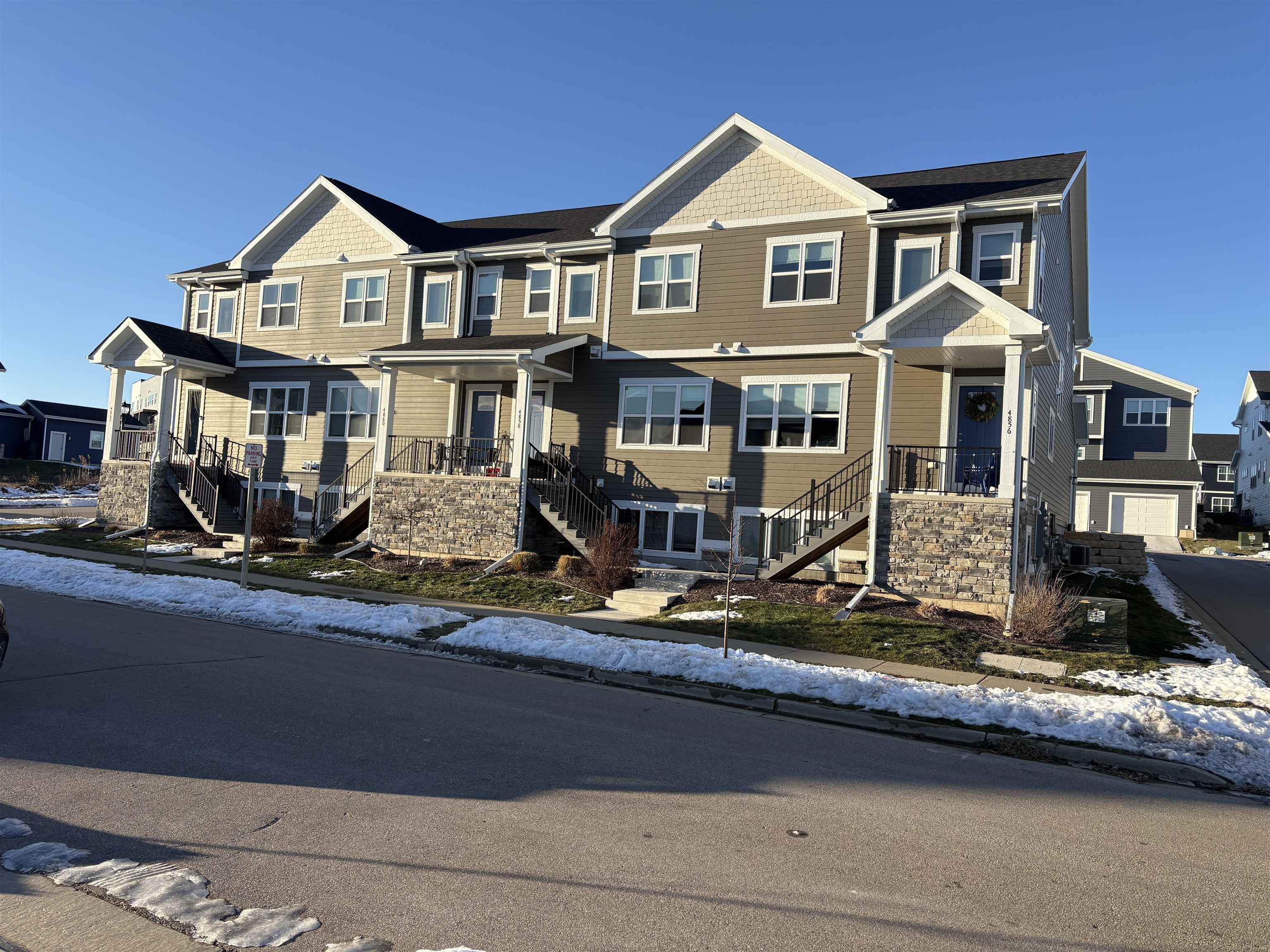 4856-4862 Romaine Road Property Photo 1
