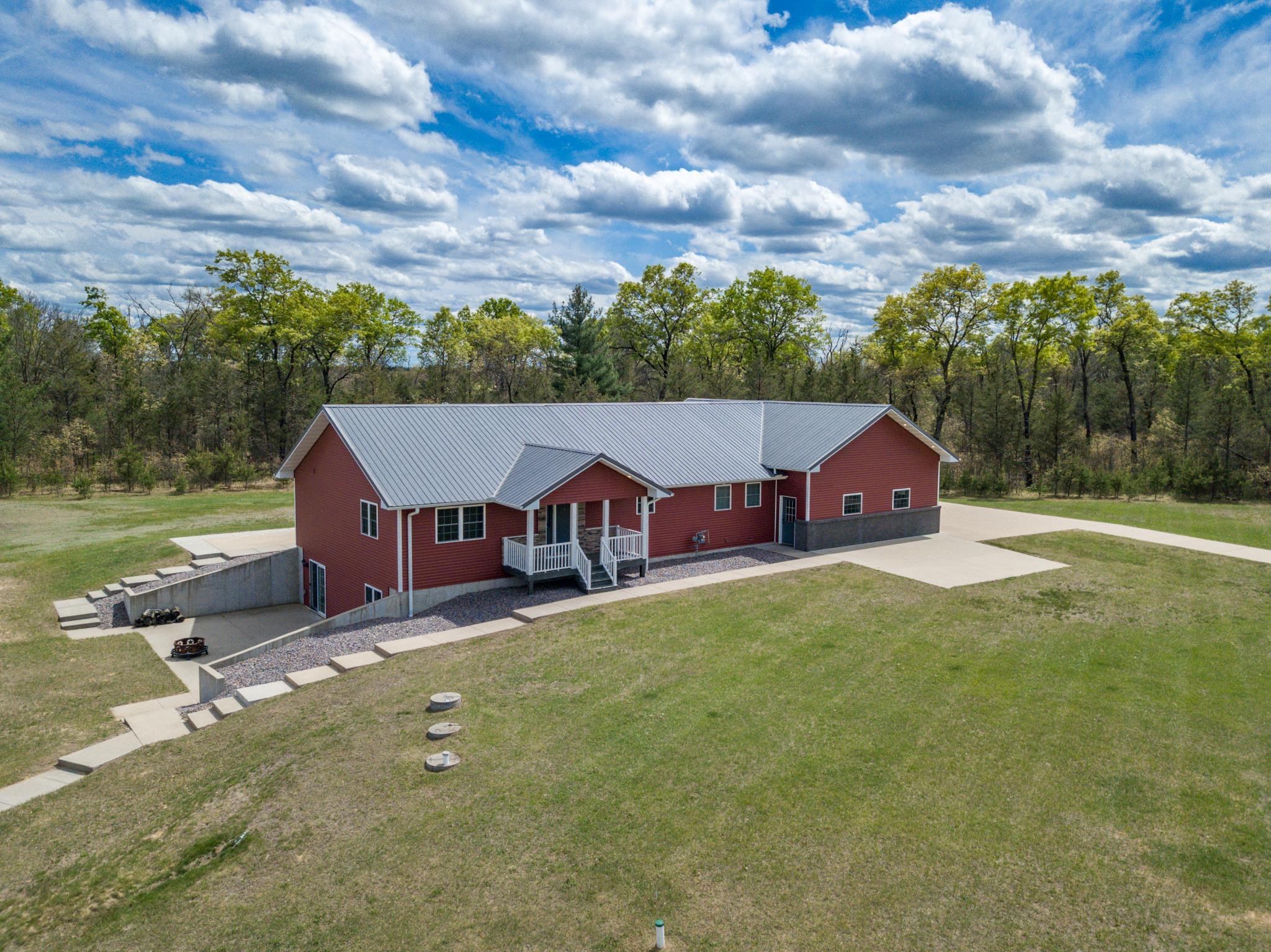 N8444 Highway 80 Property Photo 1
