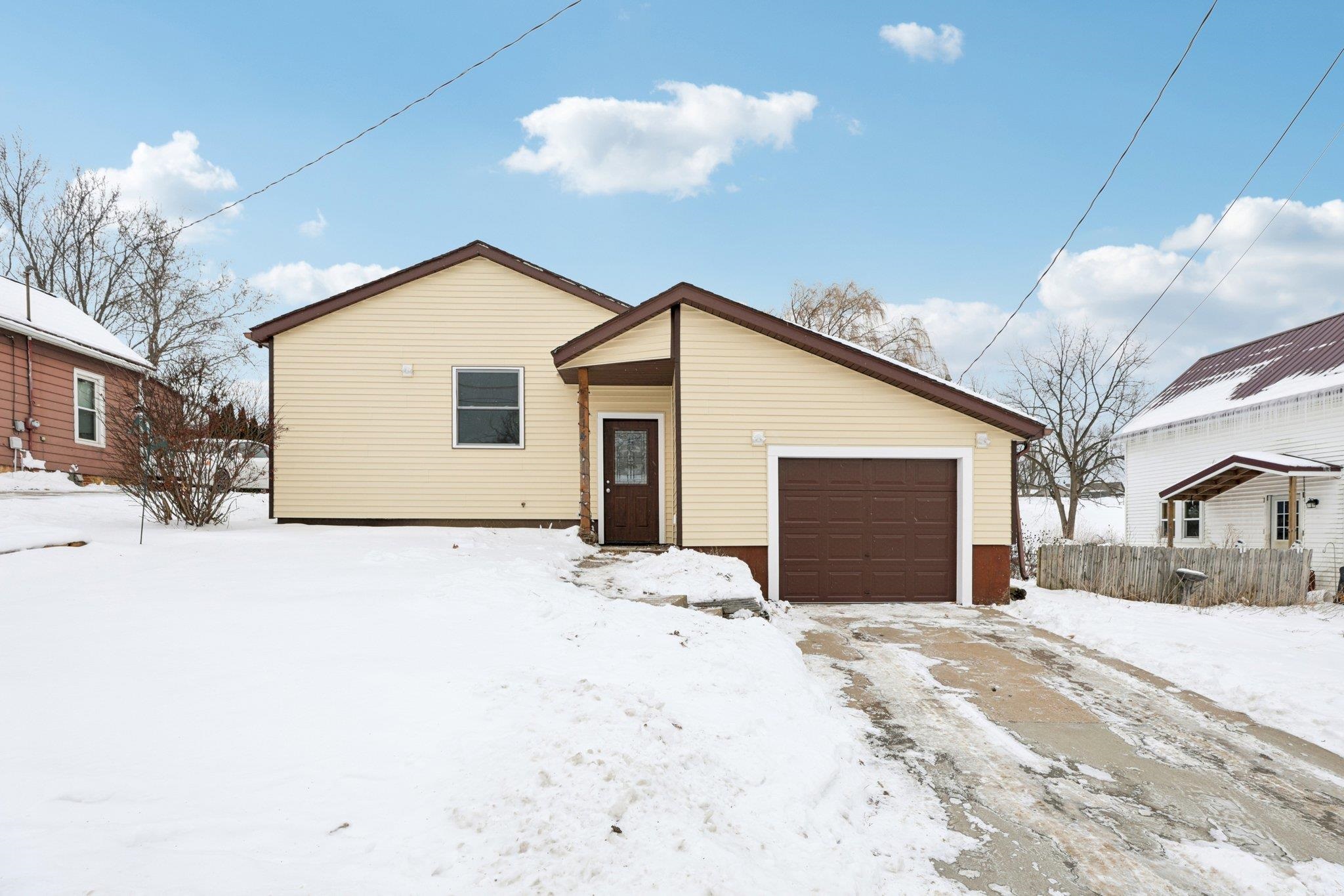 114 Keane Street Property Photo 1