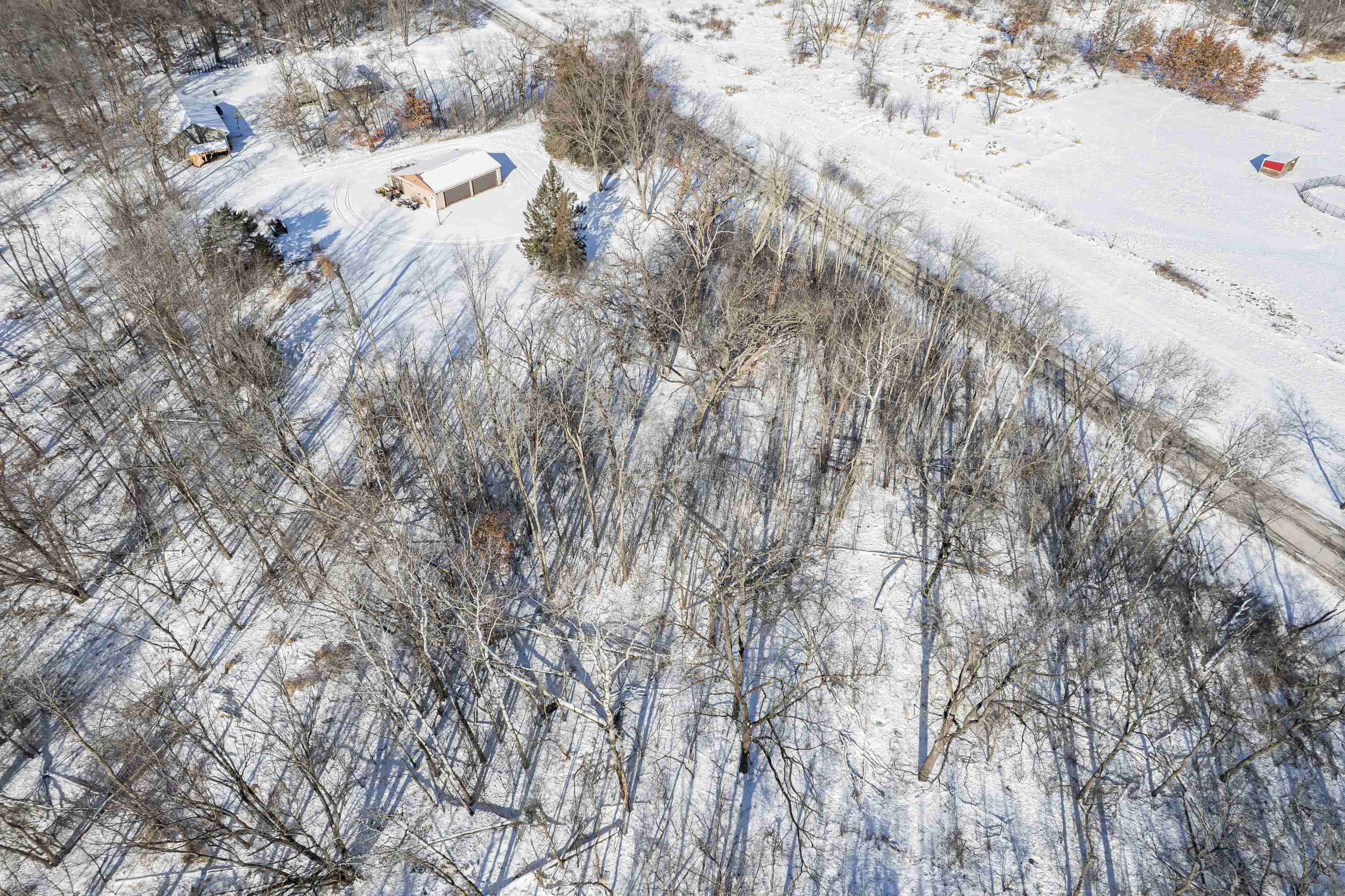 704.d Fall River-columbus Road Property Photo 1