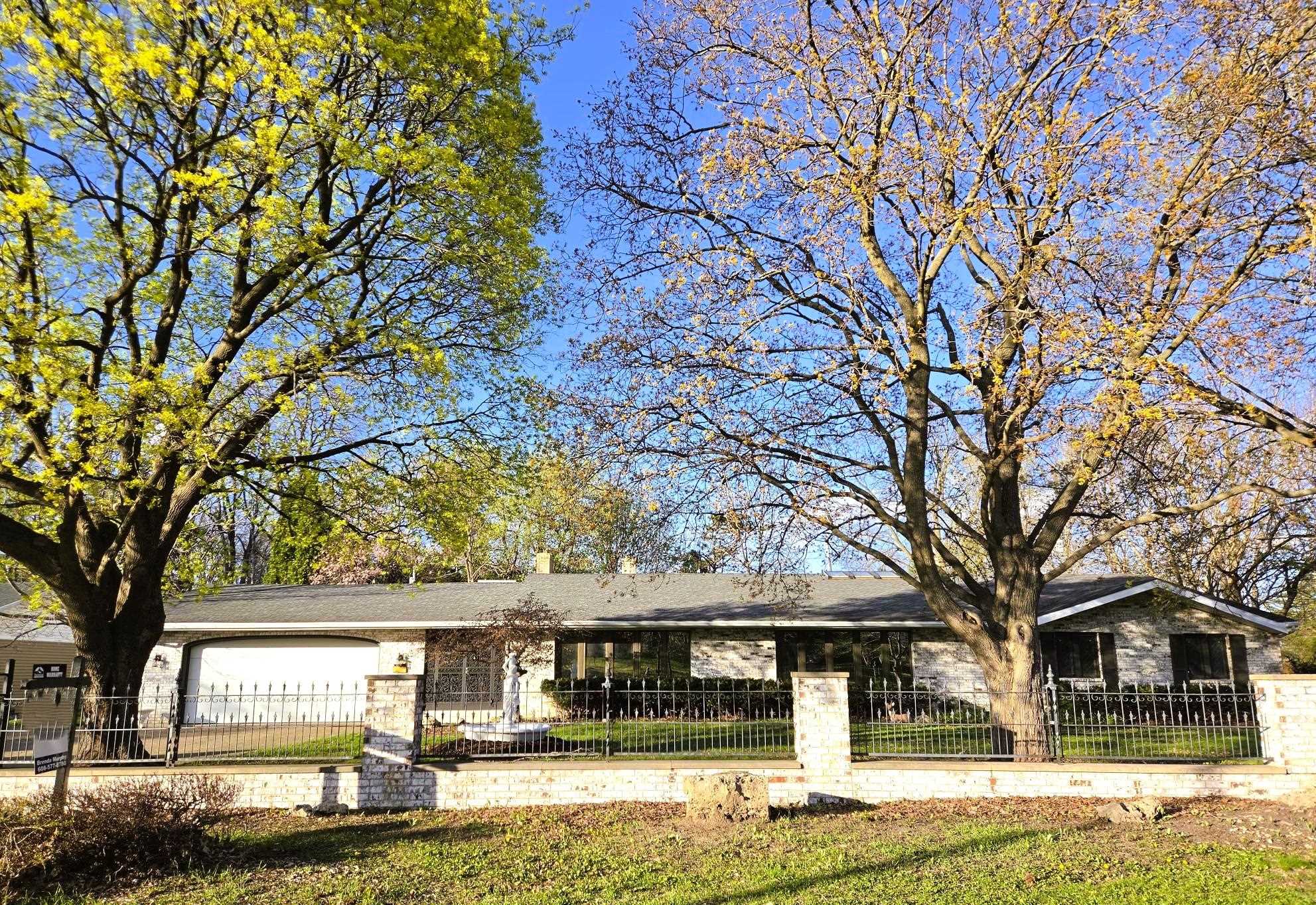 2901 Grandview Boulevard