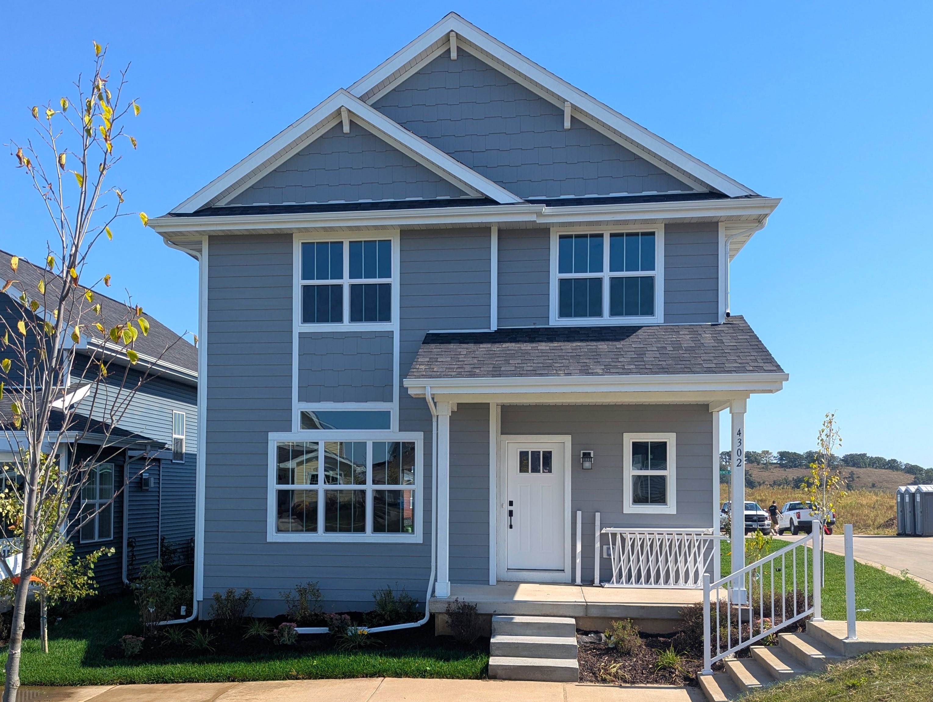 4302 Goldeneye Gateway Drive Property Photo 1