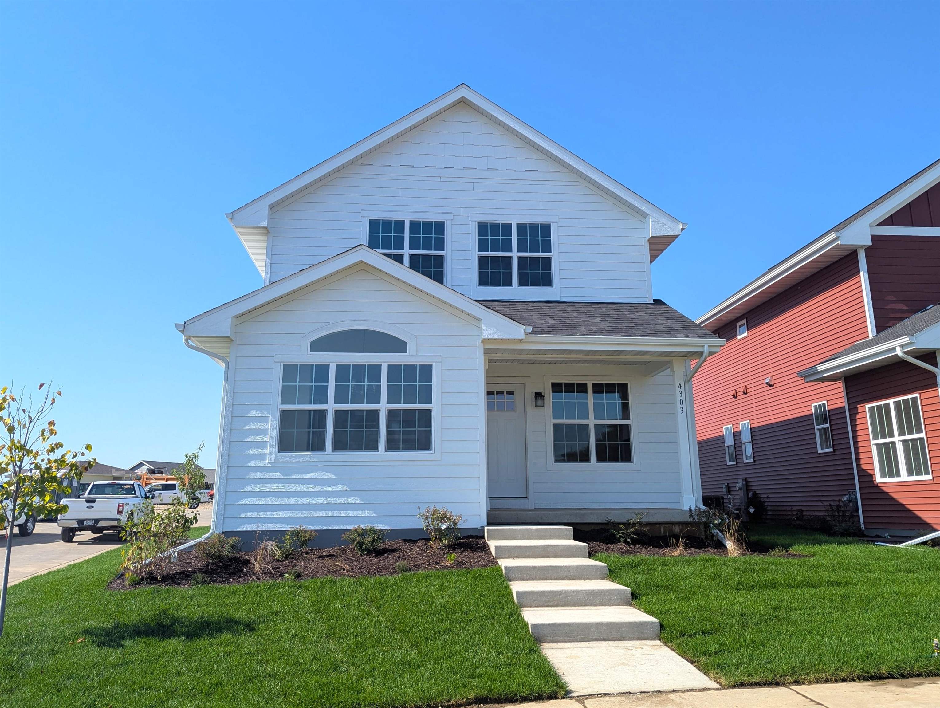 4303 Goldeneye Gateway Drive Property Photo 1