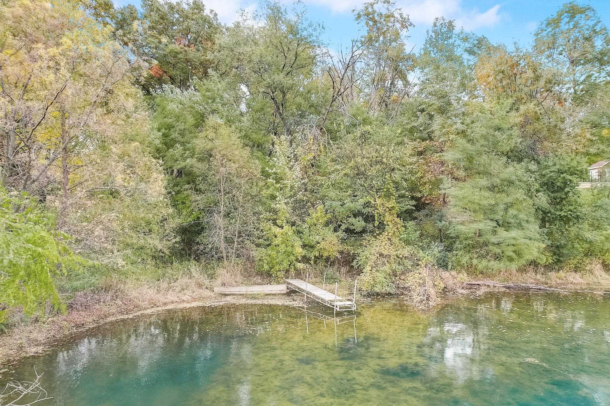 L75 Pond View Court