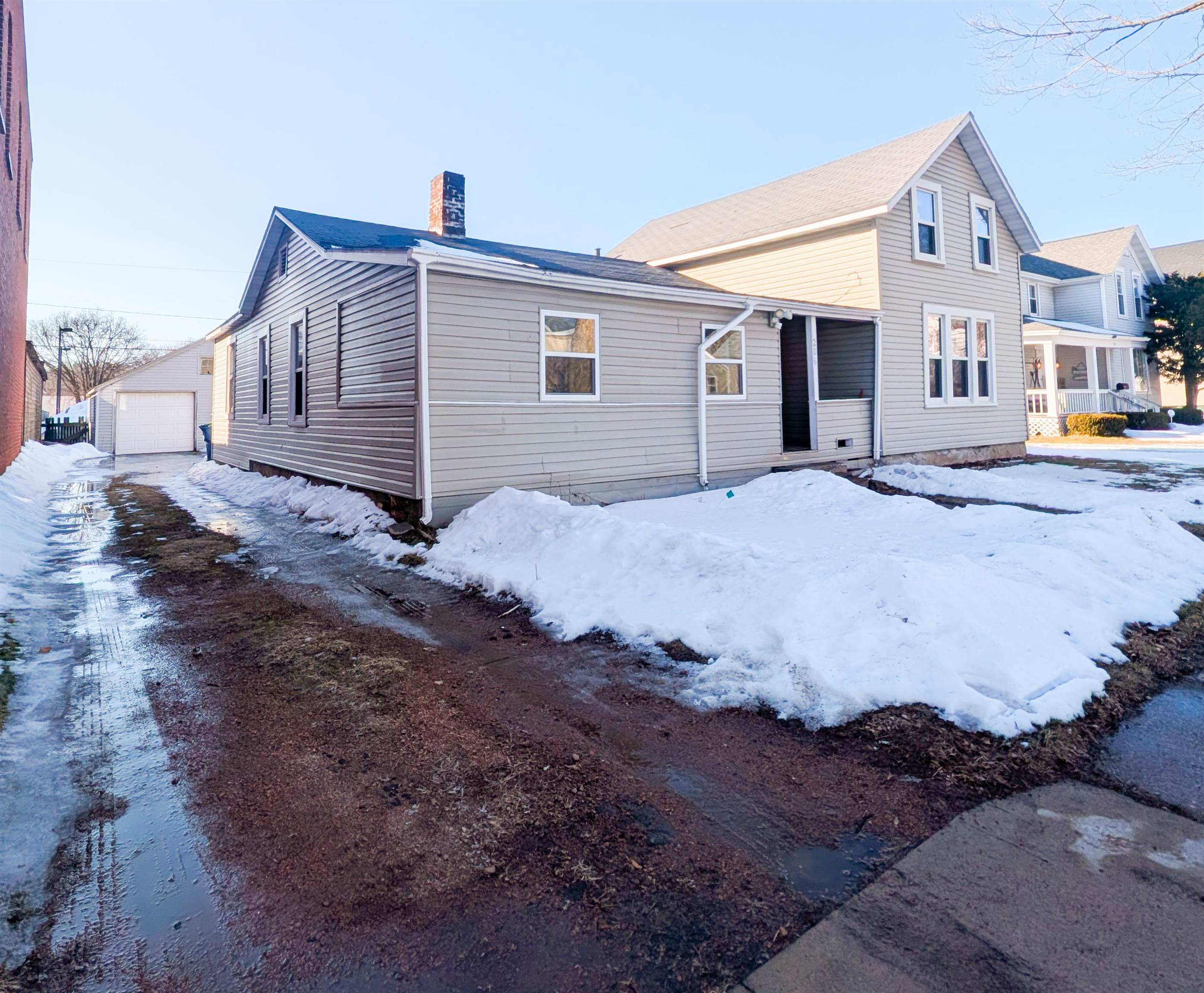 206 N 2nd Avenue Property Photo 1