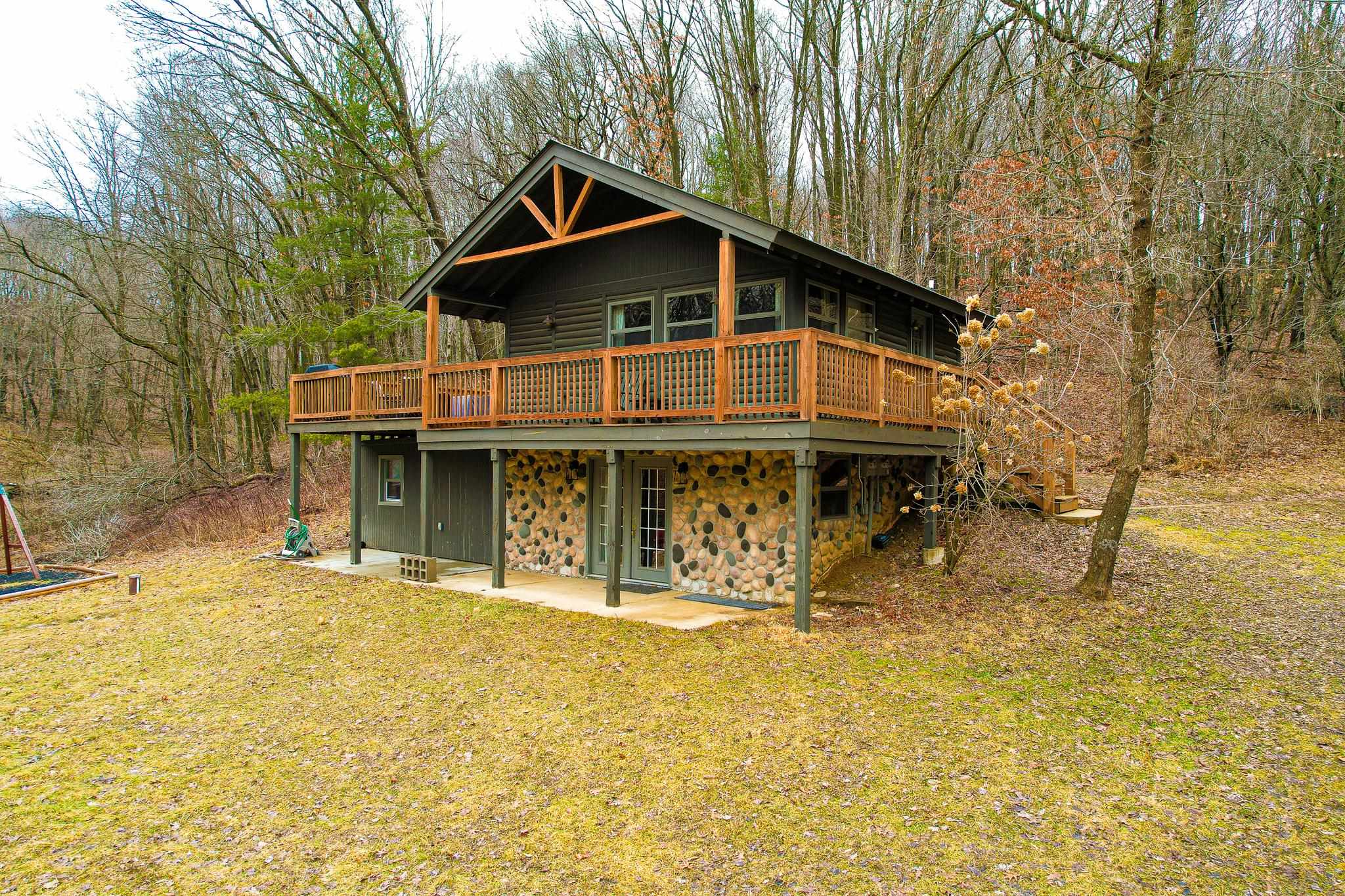 W10448 Whippoorwill Lane Property Photo 1