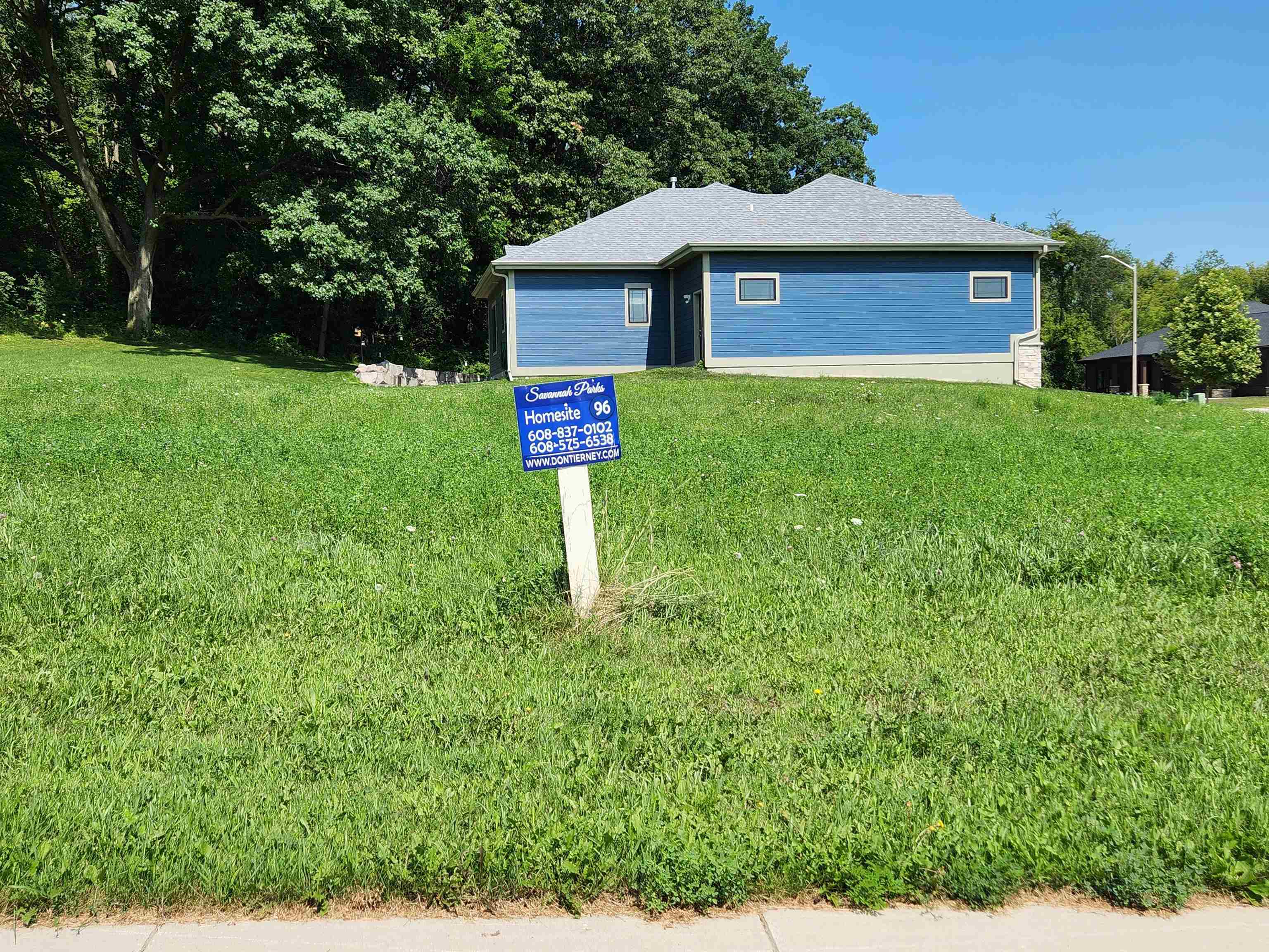L96 Savannah Parkway Property Photo 1