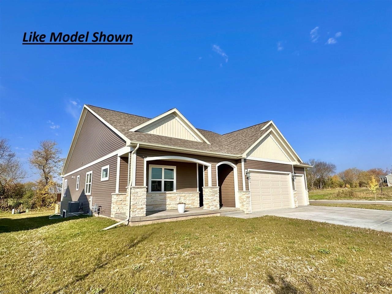 302 Michelle Lane 176 Property Photo 1