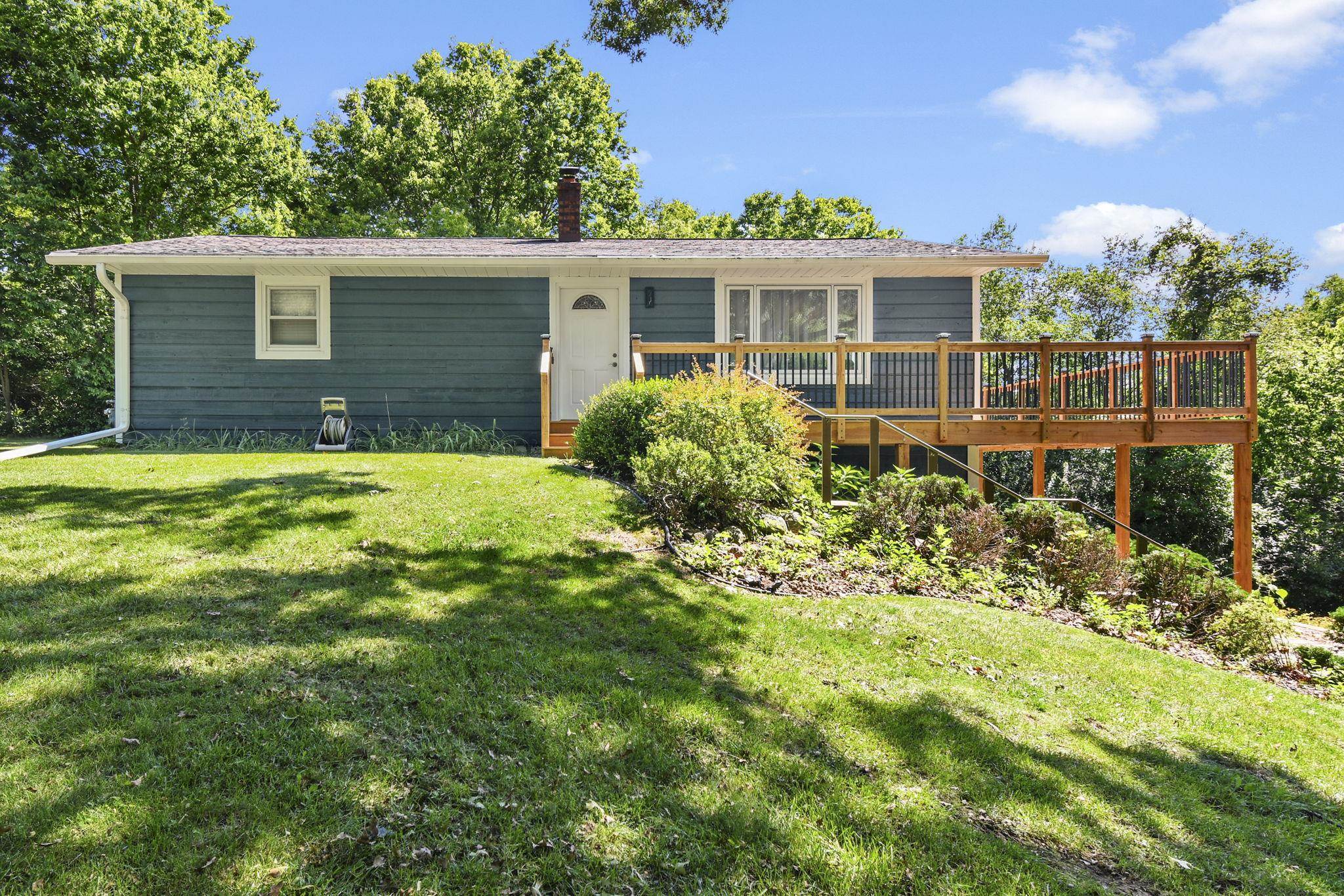 W10508 E Harmony Drive Property Photo 1