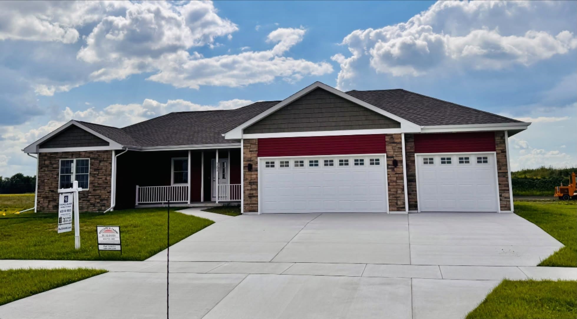 1191 Red Hawk Drive Property Photo 1