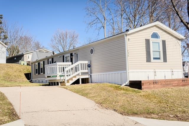 738 Charles Lane 212