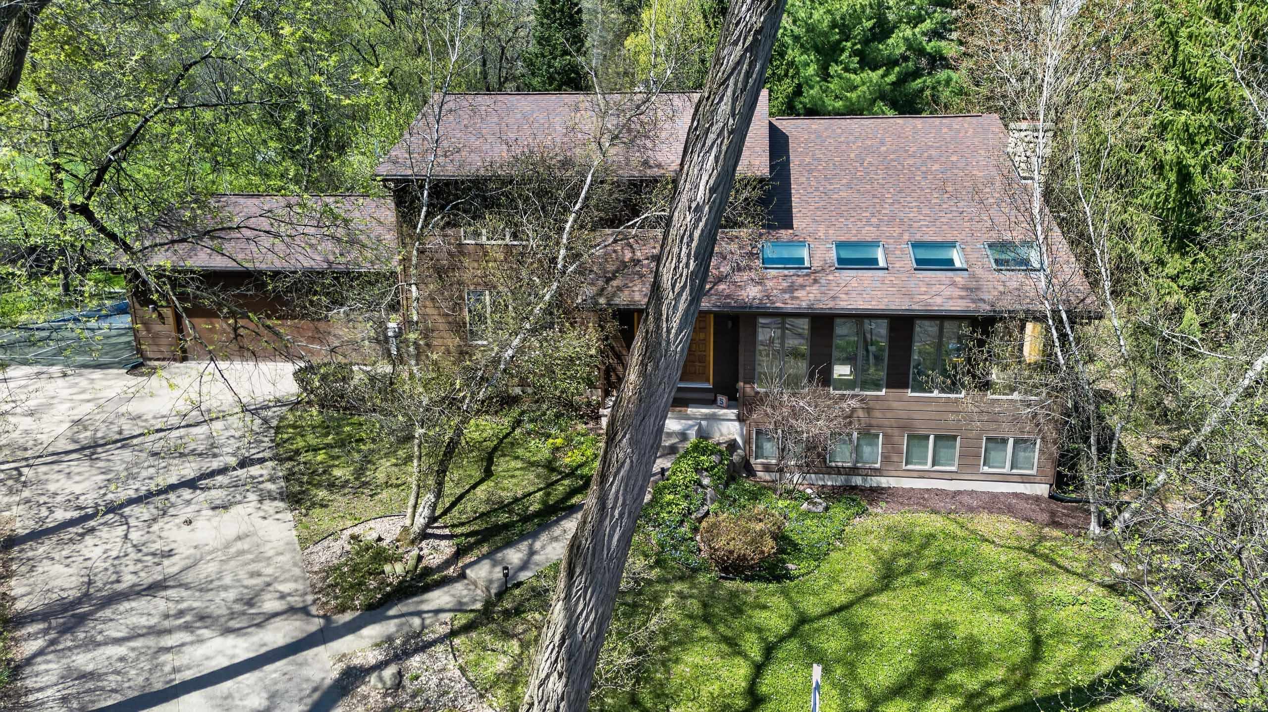 5 Wood Crest Court Property Photo 1