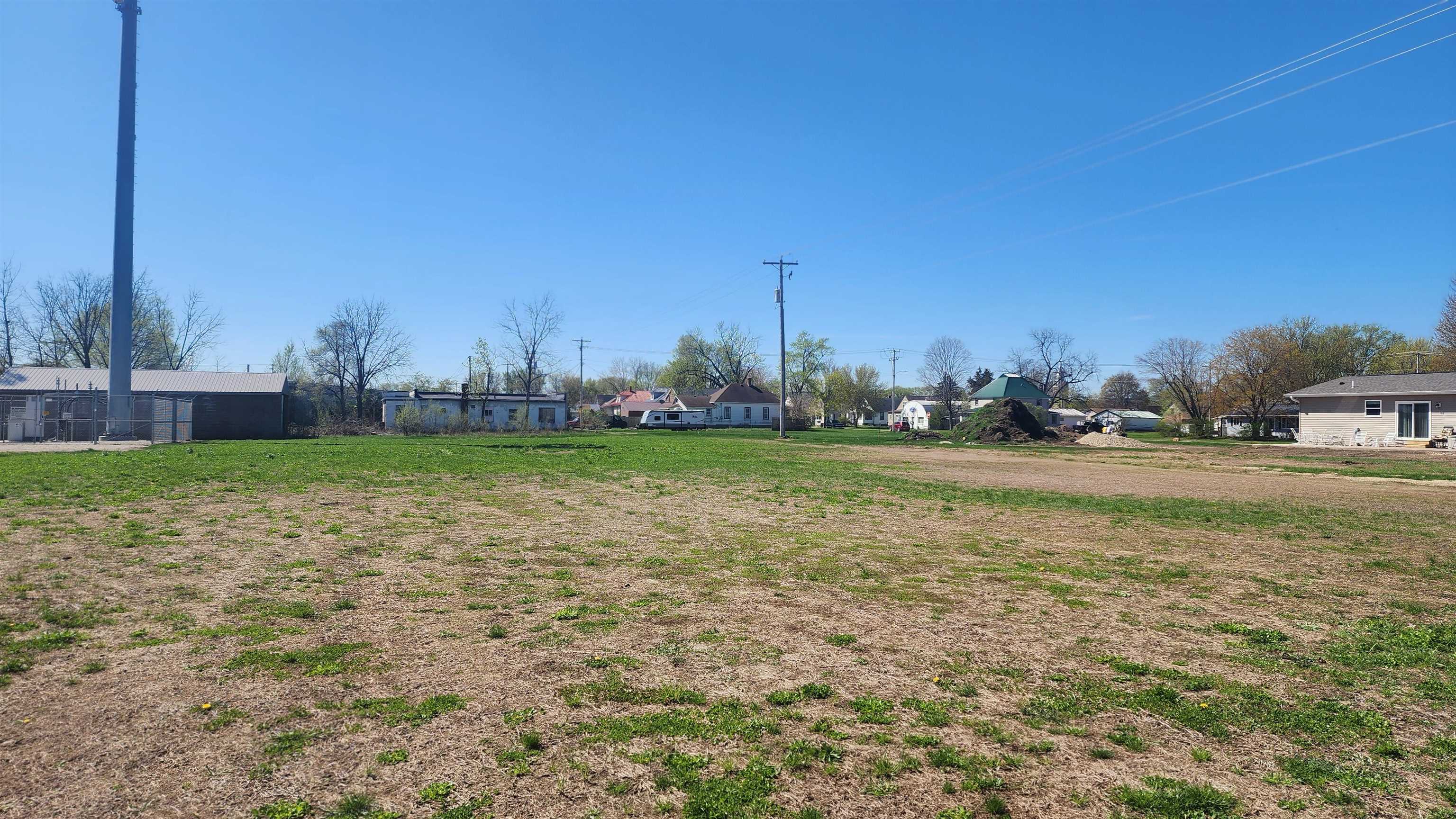 314 E Pine Street Property Photo 1