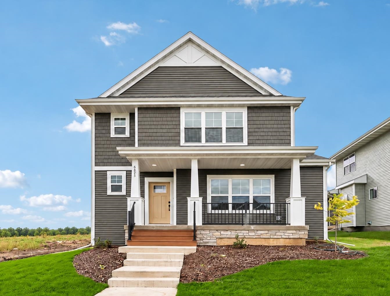 6625 Junco Drive Property Photo 1