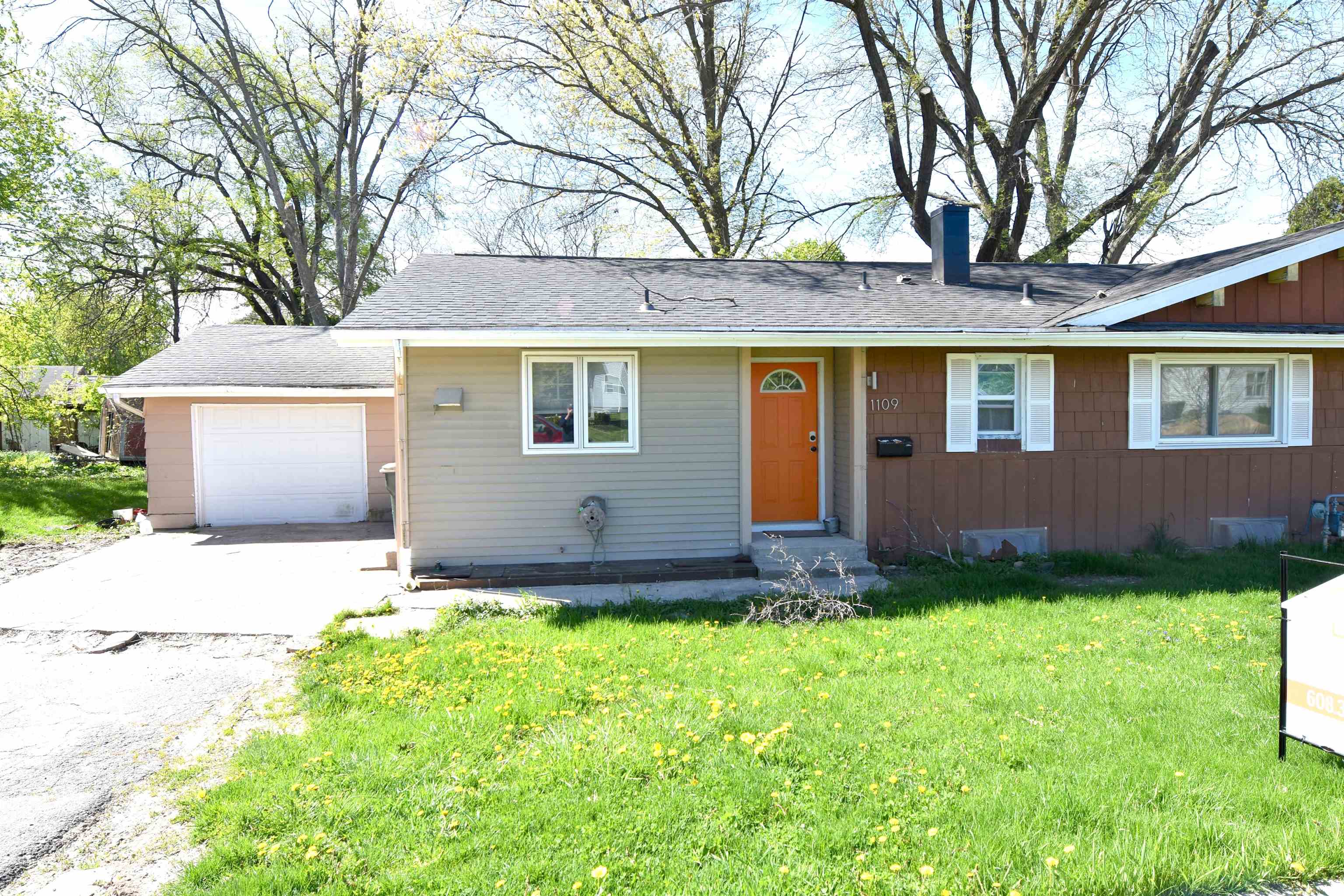 1109 Chicory Way