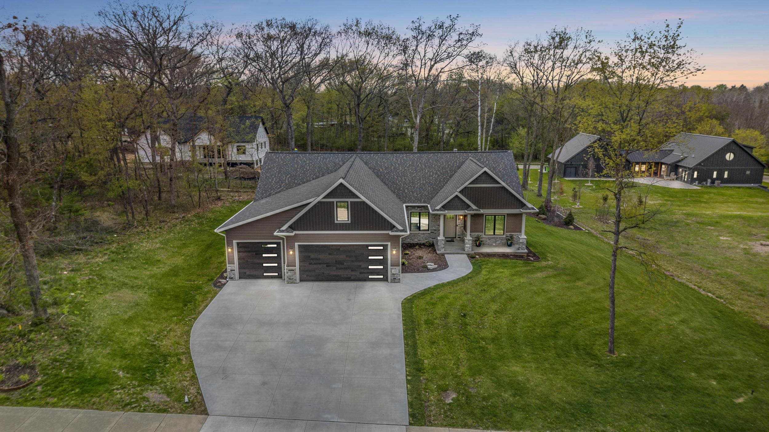 433 Evensong Way Property Photo 1