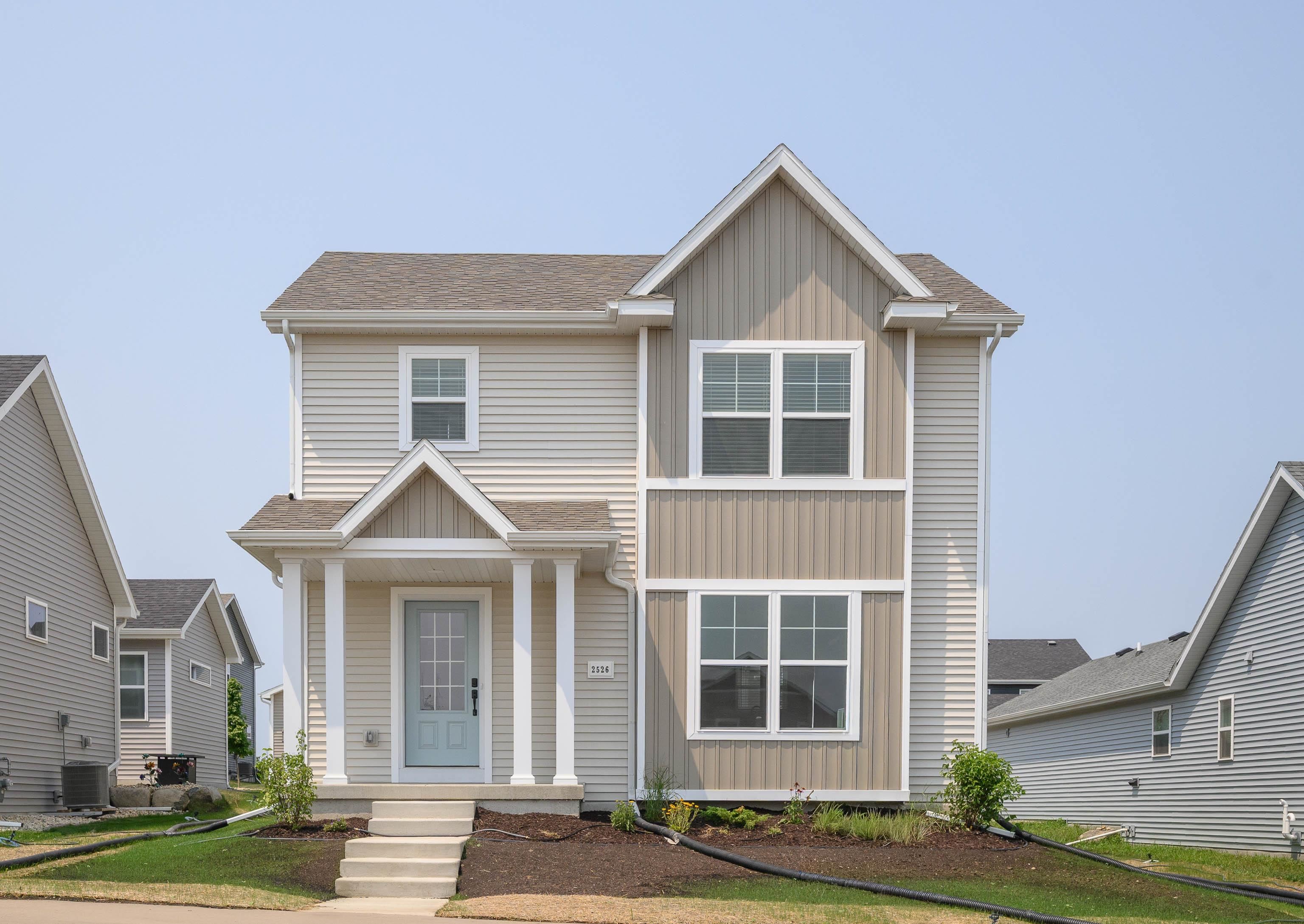 2526 Wexford Way Property Photo 1