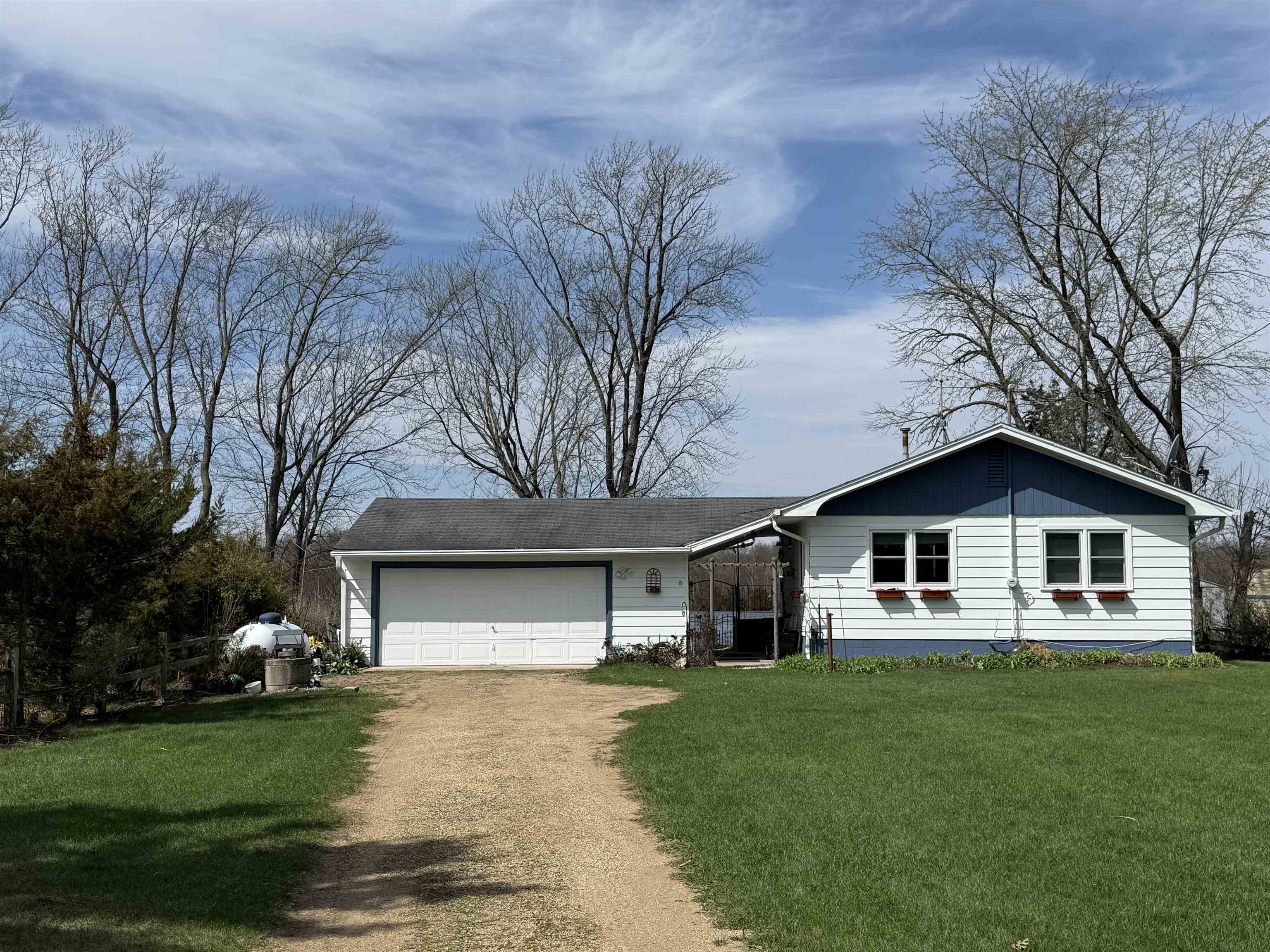 2893 Cty. Rd. Z Property Photo 1