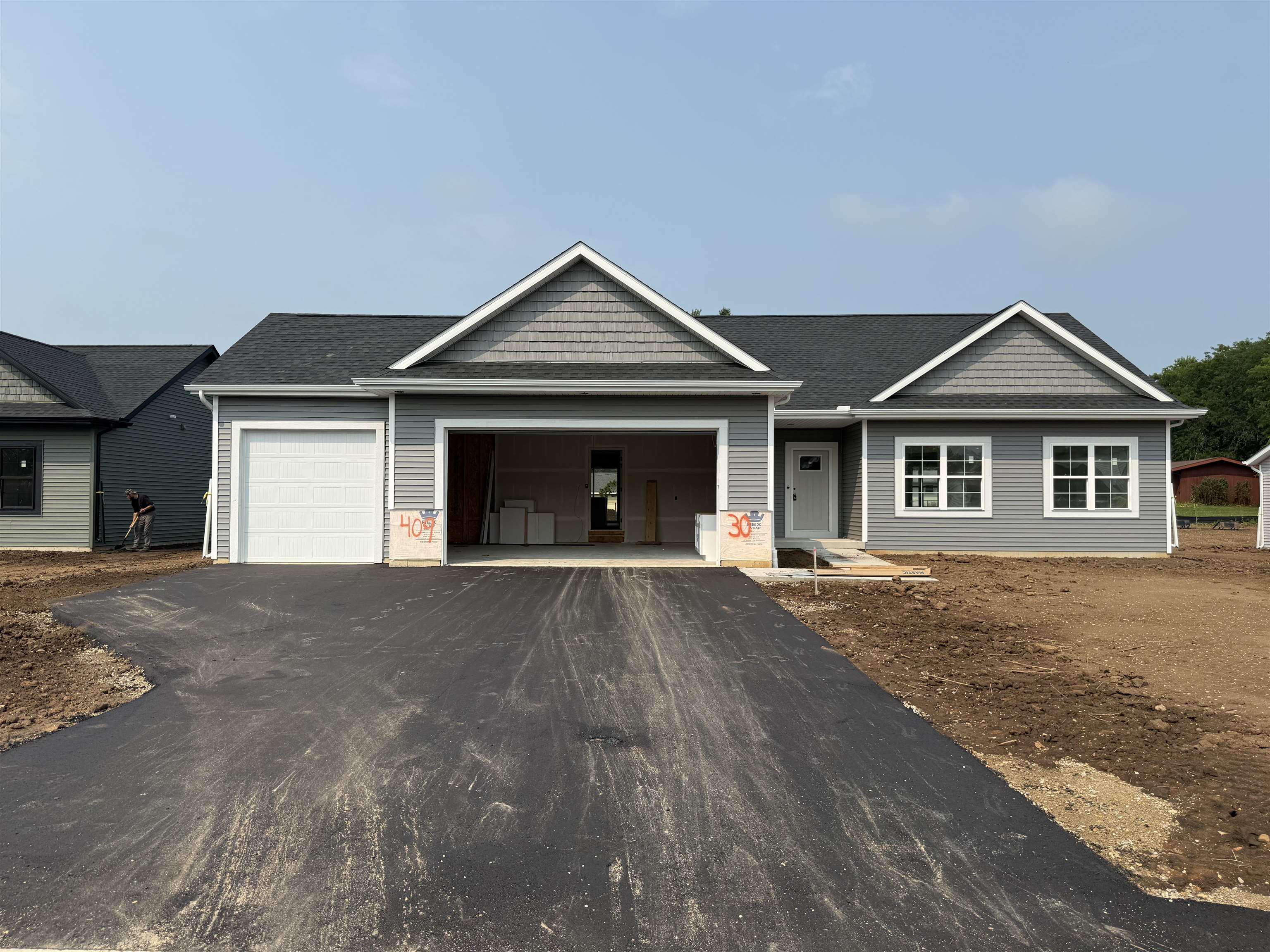 409 Ridge Court Property Photo 1