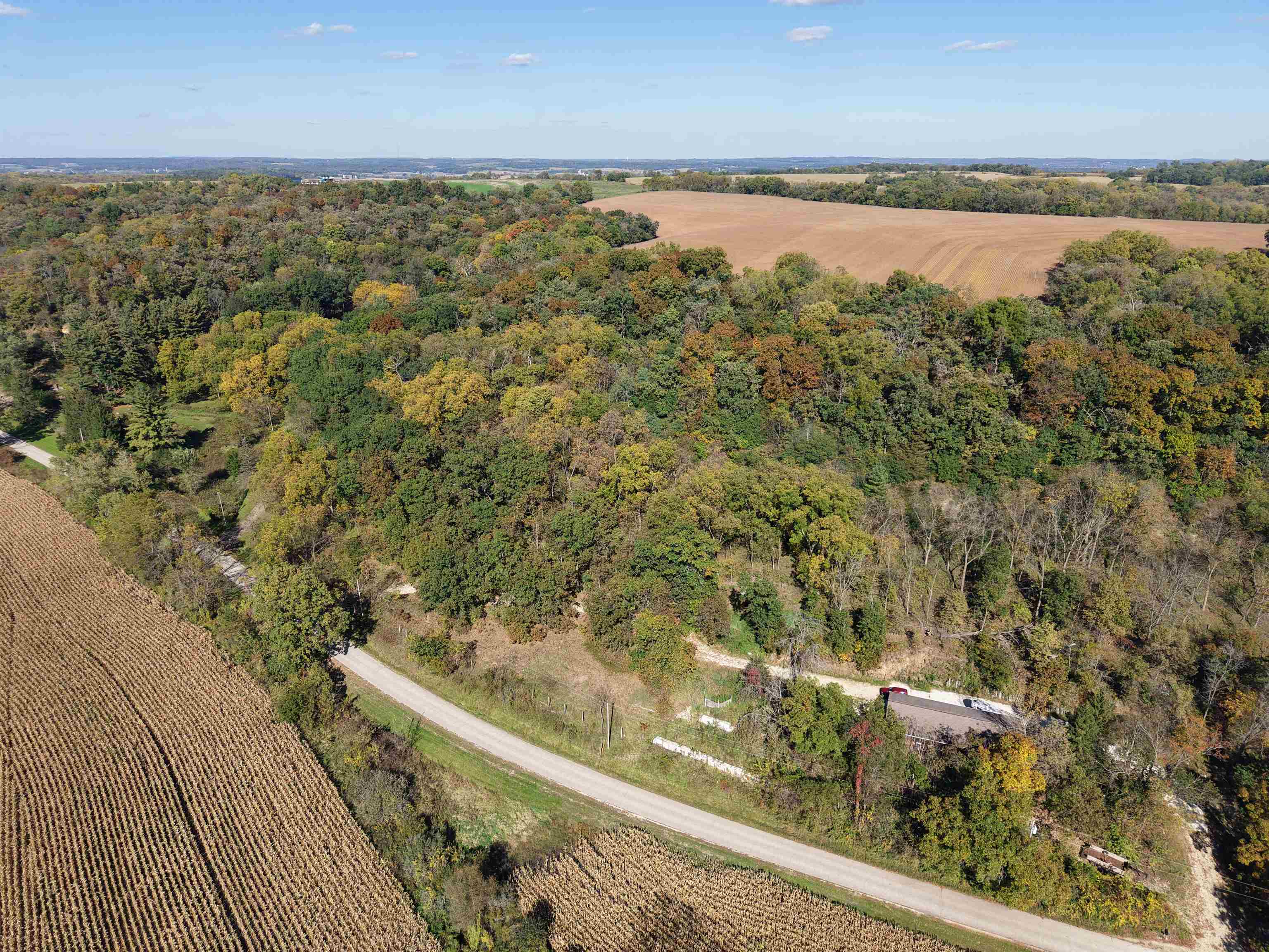 000 Peerless Road Property Photo 1