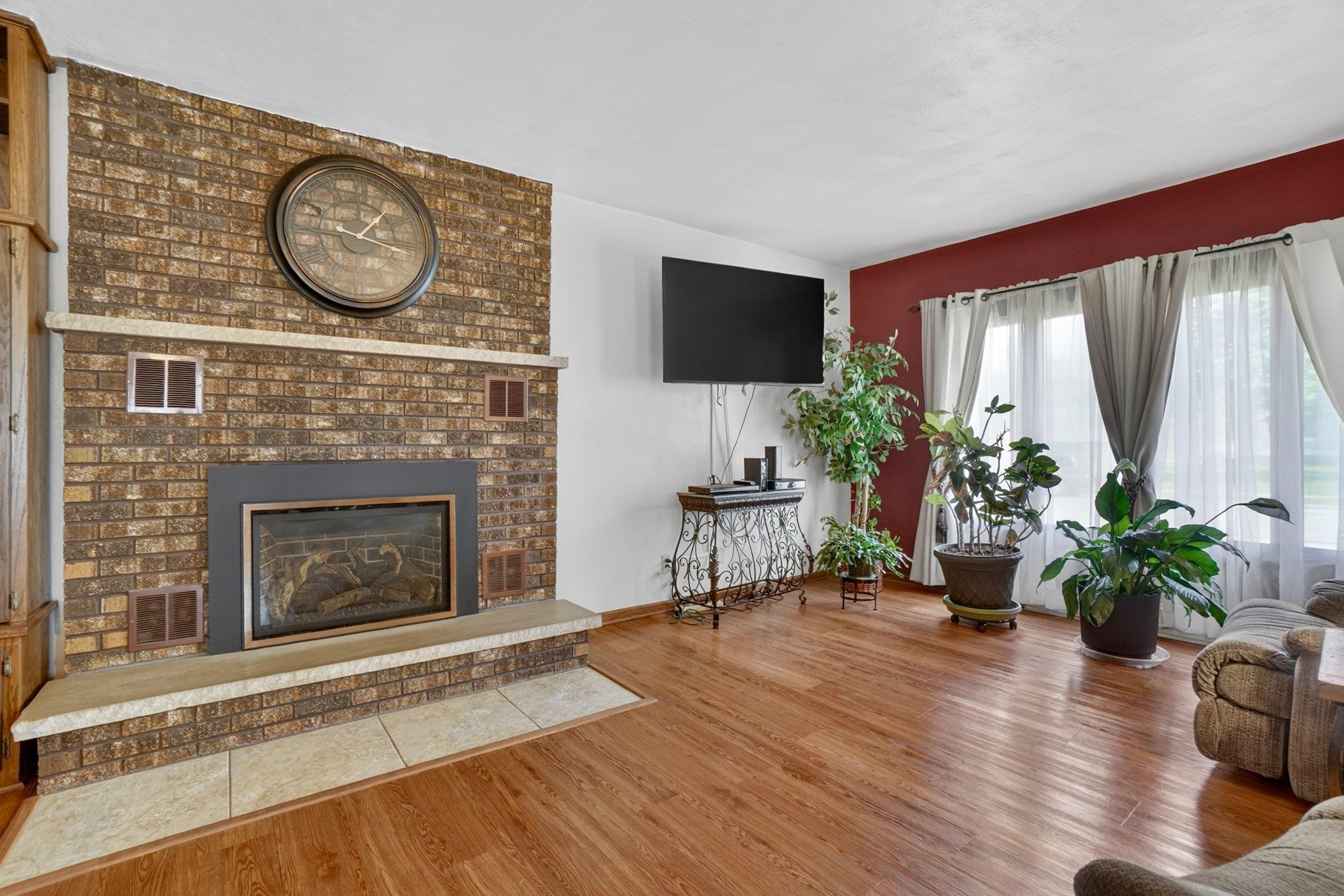 415 N High Street Property Photo 1