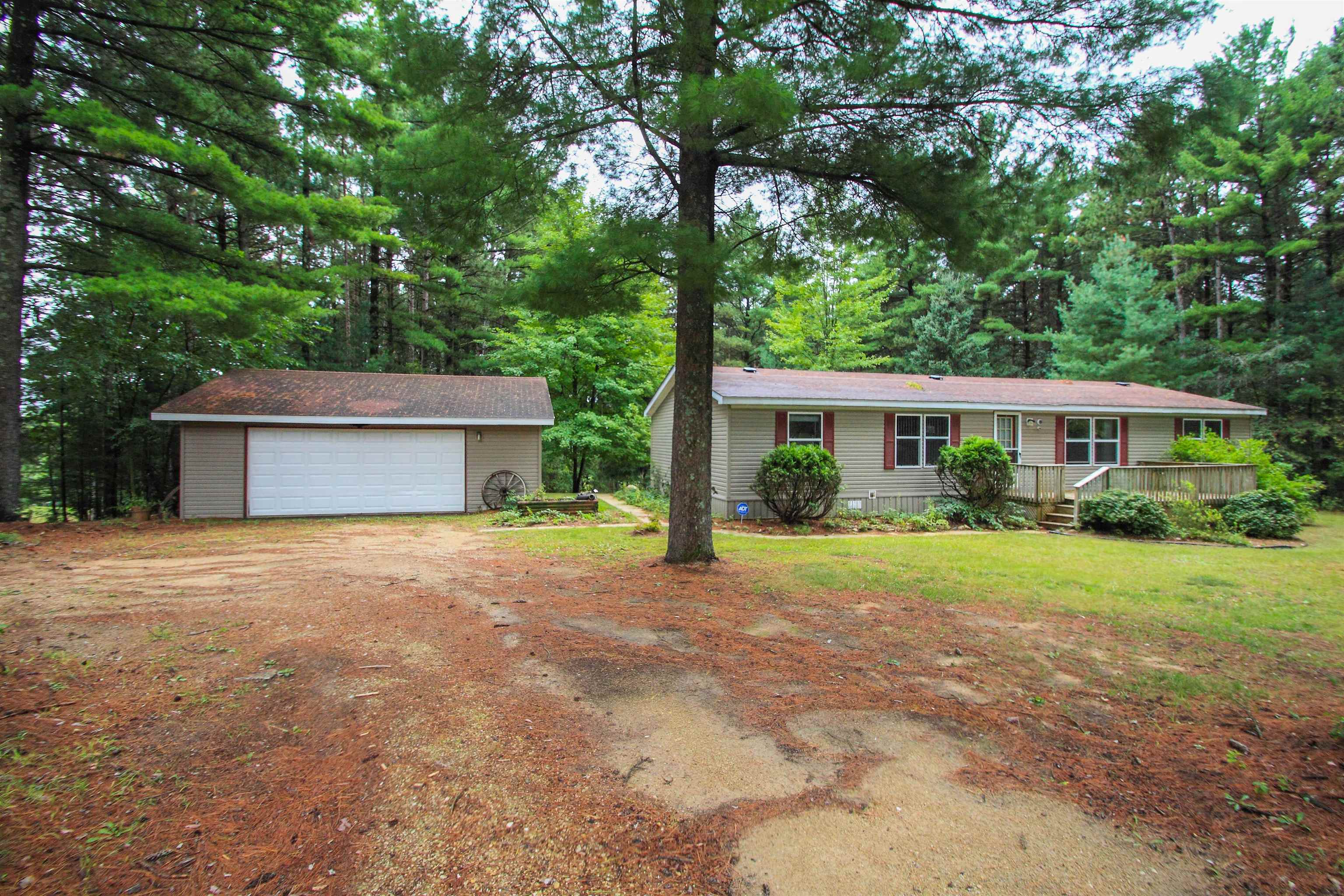 W3959 Elk Avenue Property Photo 1
