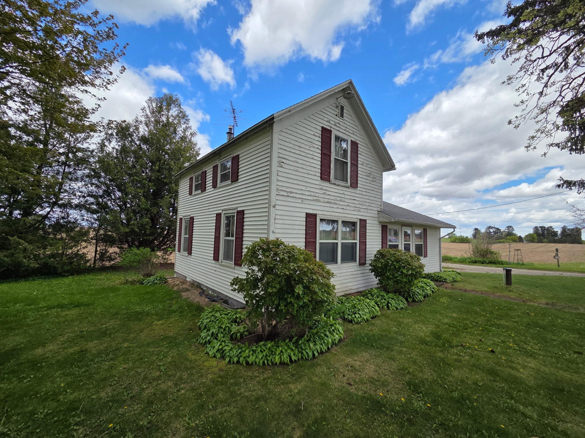W3874 Vaughn Road Property Photo 1