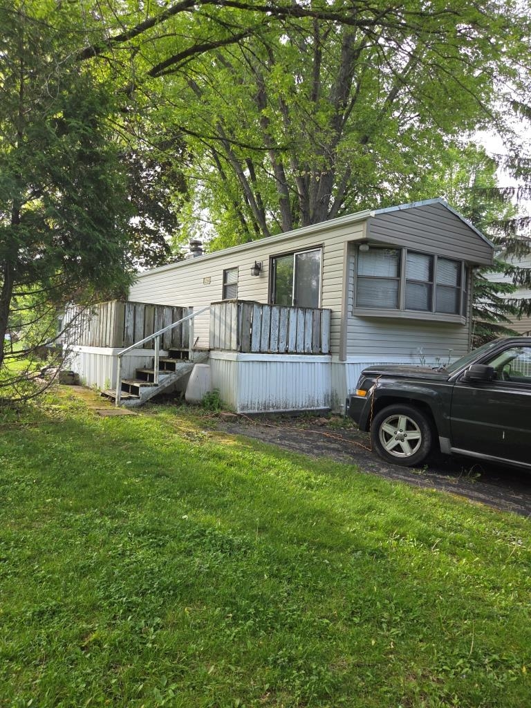 381 Skyline Drive Property Photo 1