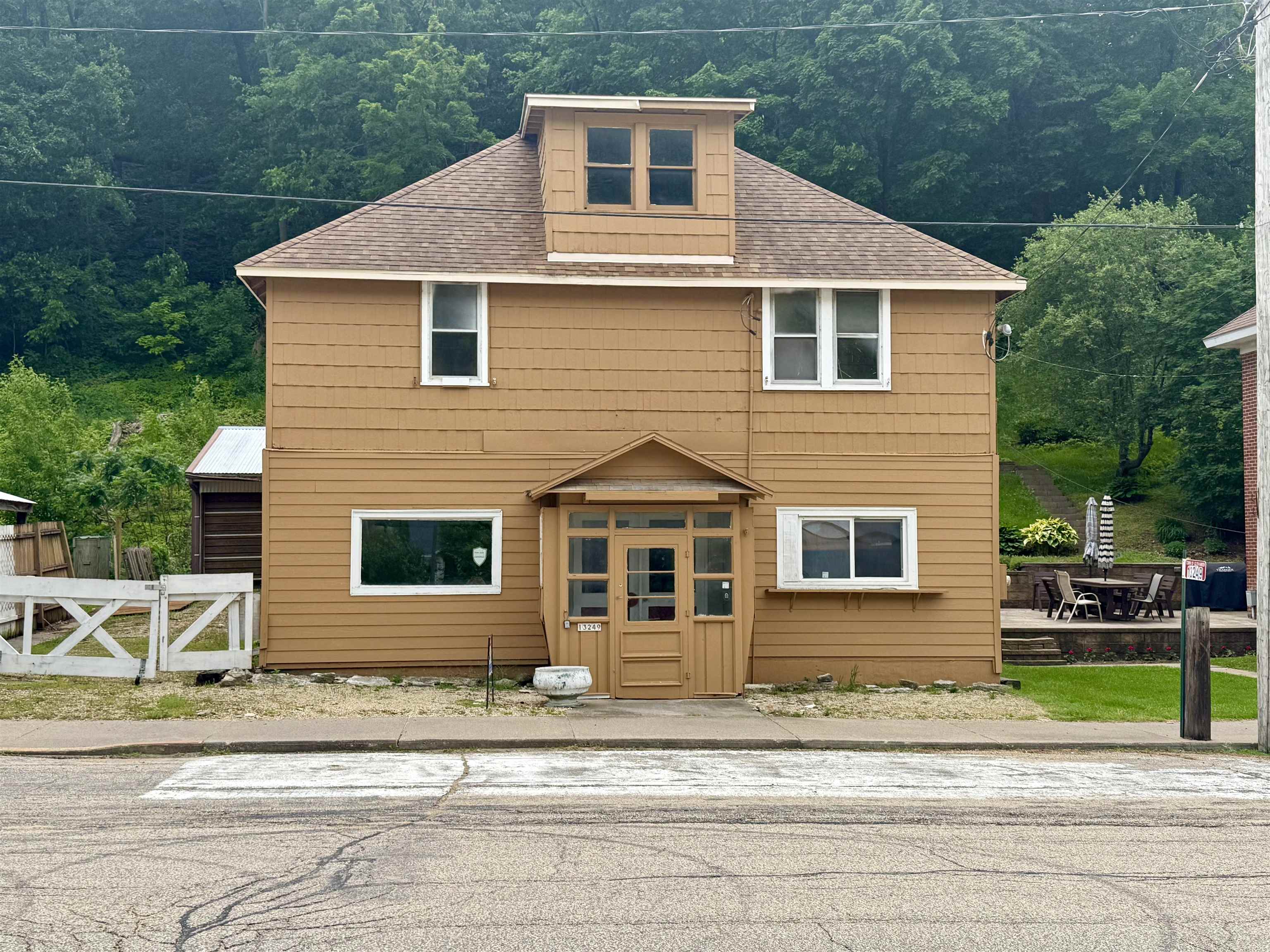 13249 Main Street