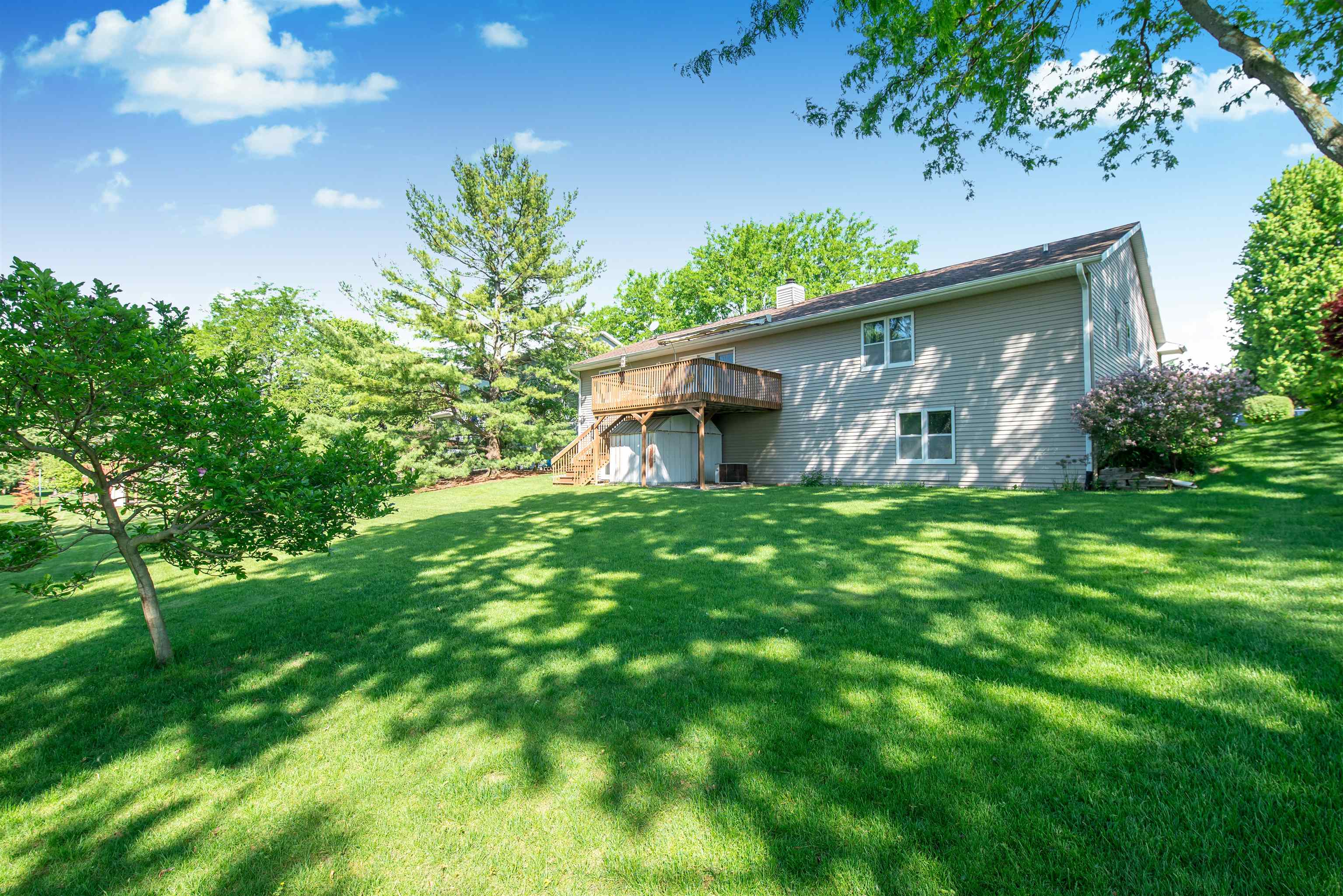 629 W Mohawk Trail Property Photo 1