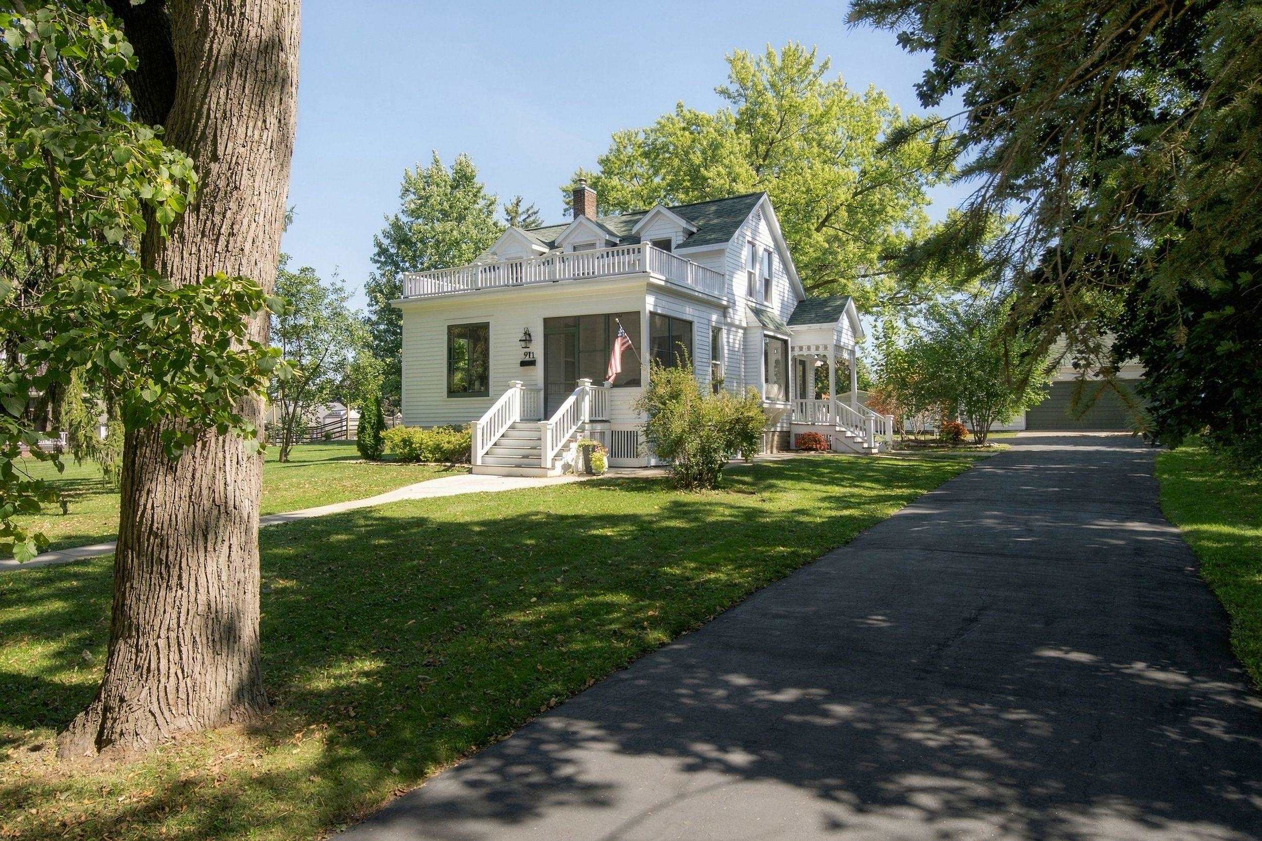 911 Watson Street Property Photo 1