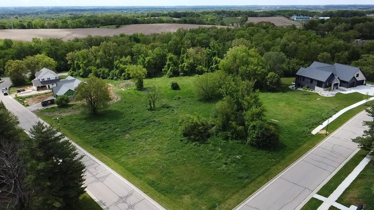 2810 Arbor Ridge Way Property Photo 1