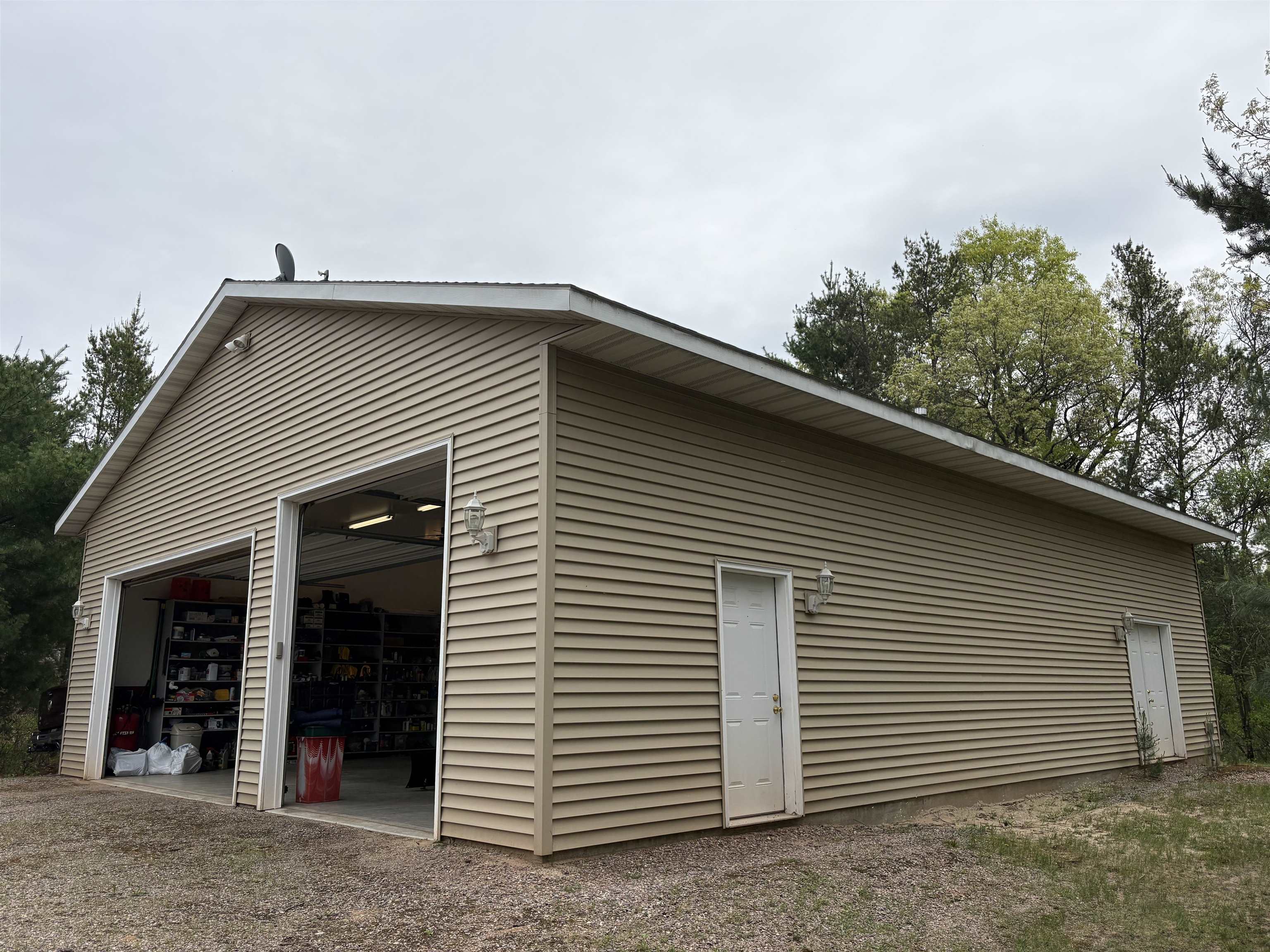 1613 Hornet Trail Property Photo 1