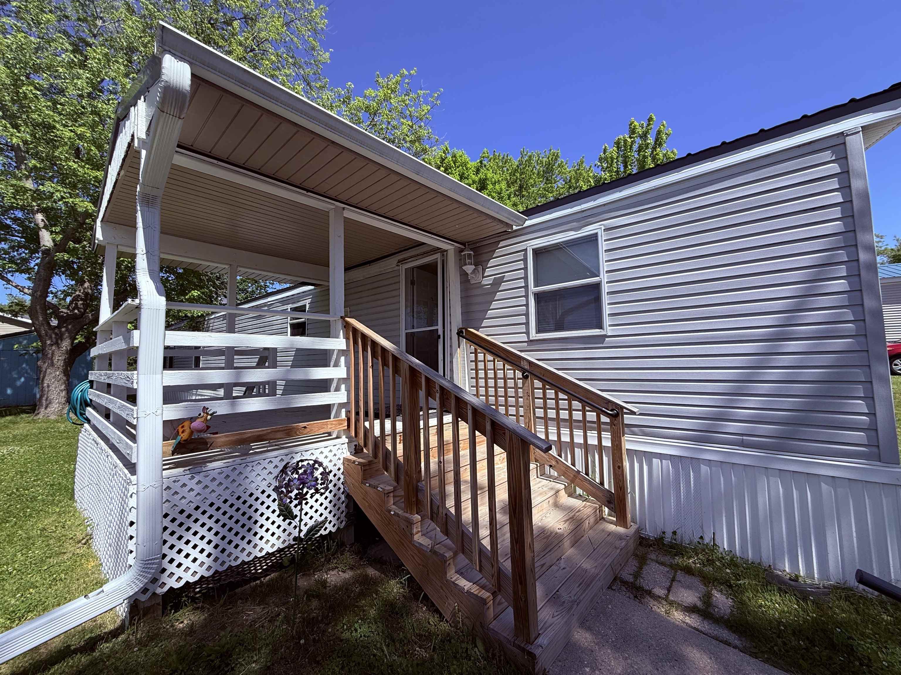 798 Bass Circle Property Photo 1