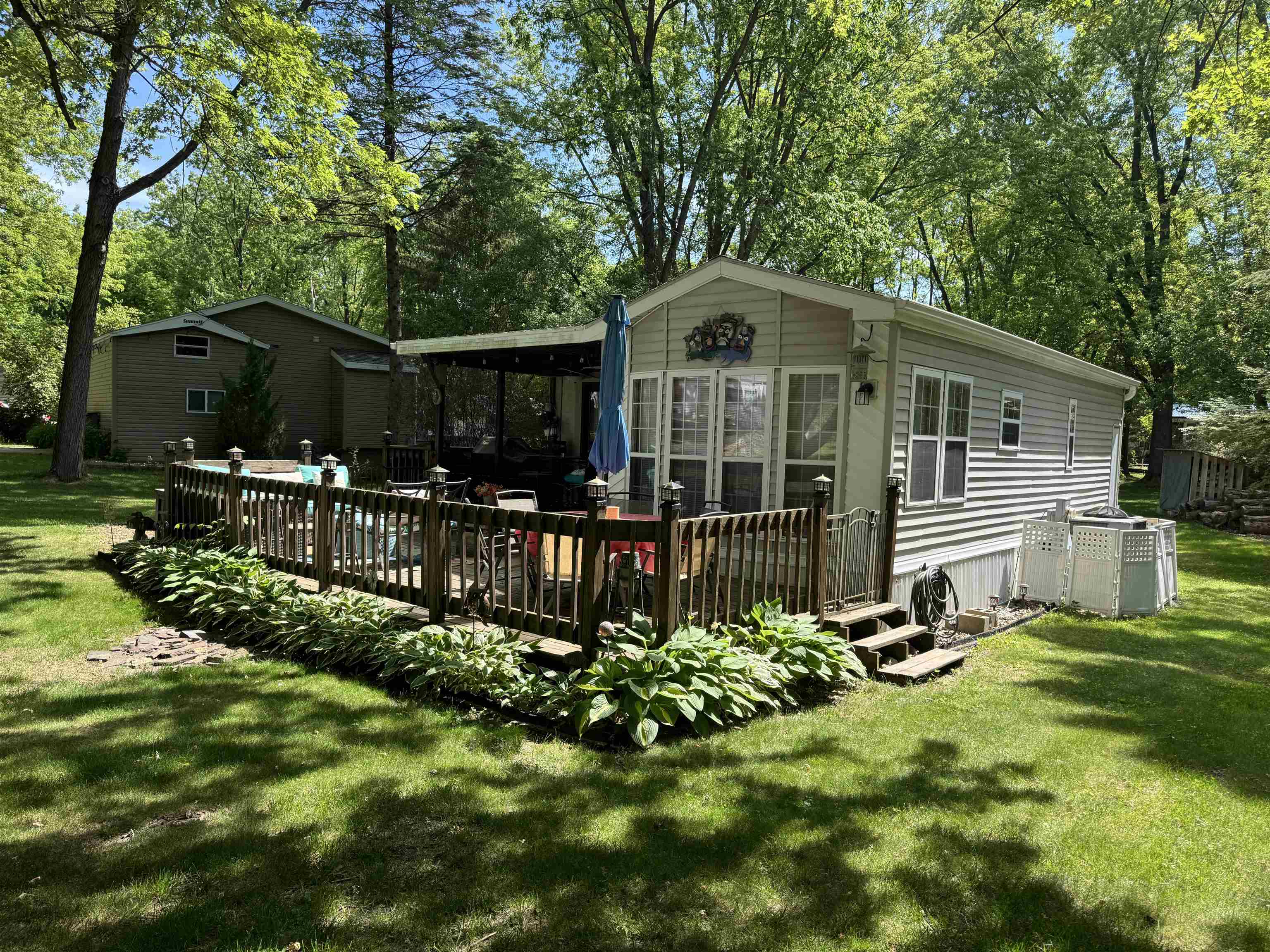 208 Hillside Drive Property Photo 1