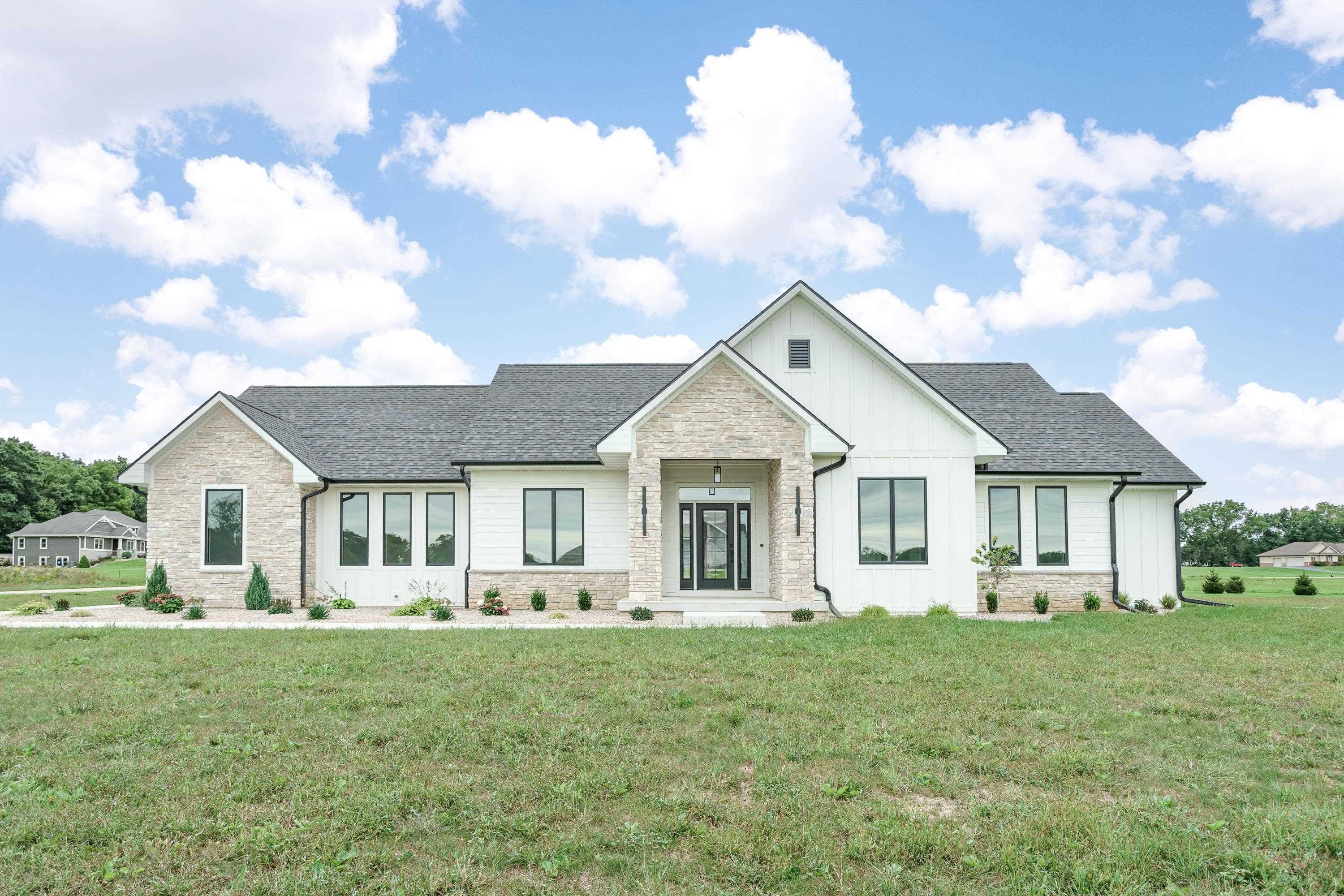 5143 N Brownwood Drive