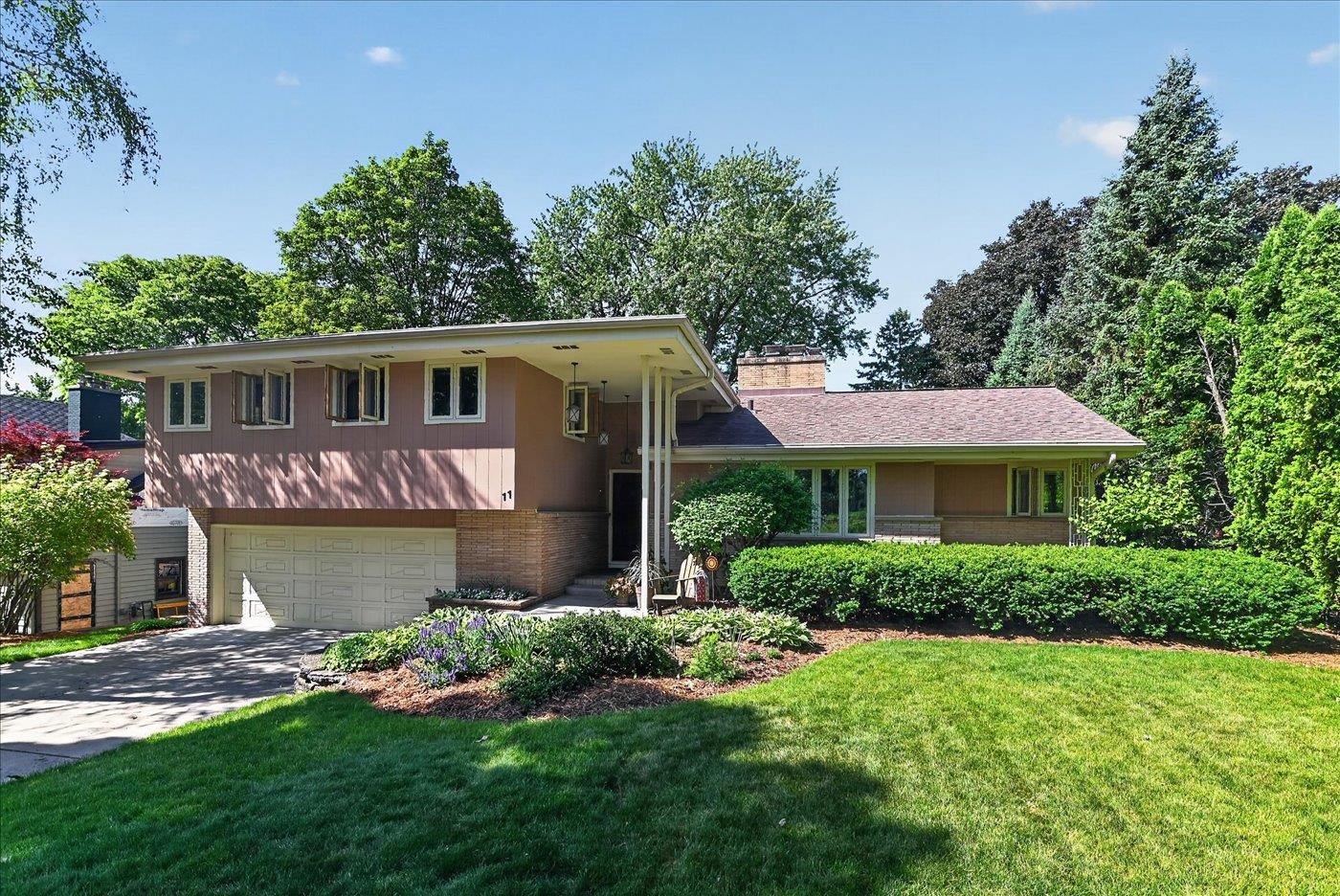 11 Fuller Drive Property Photo 1