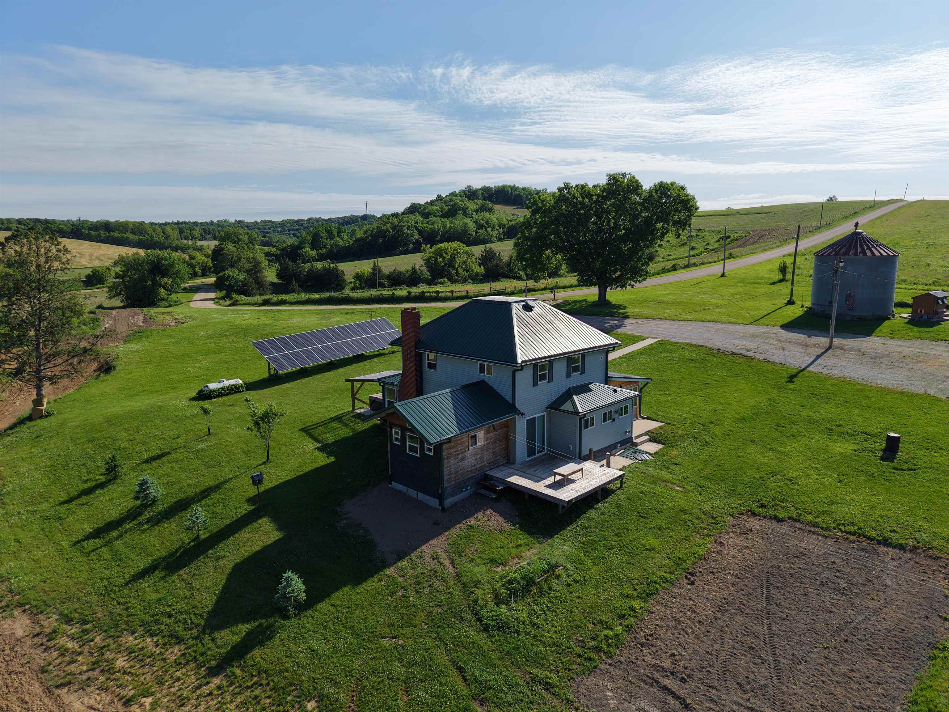 7469 Grant River Road Property Photo 1